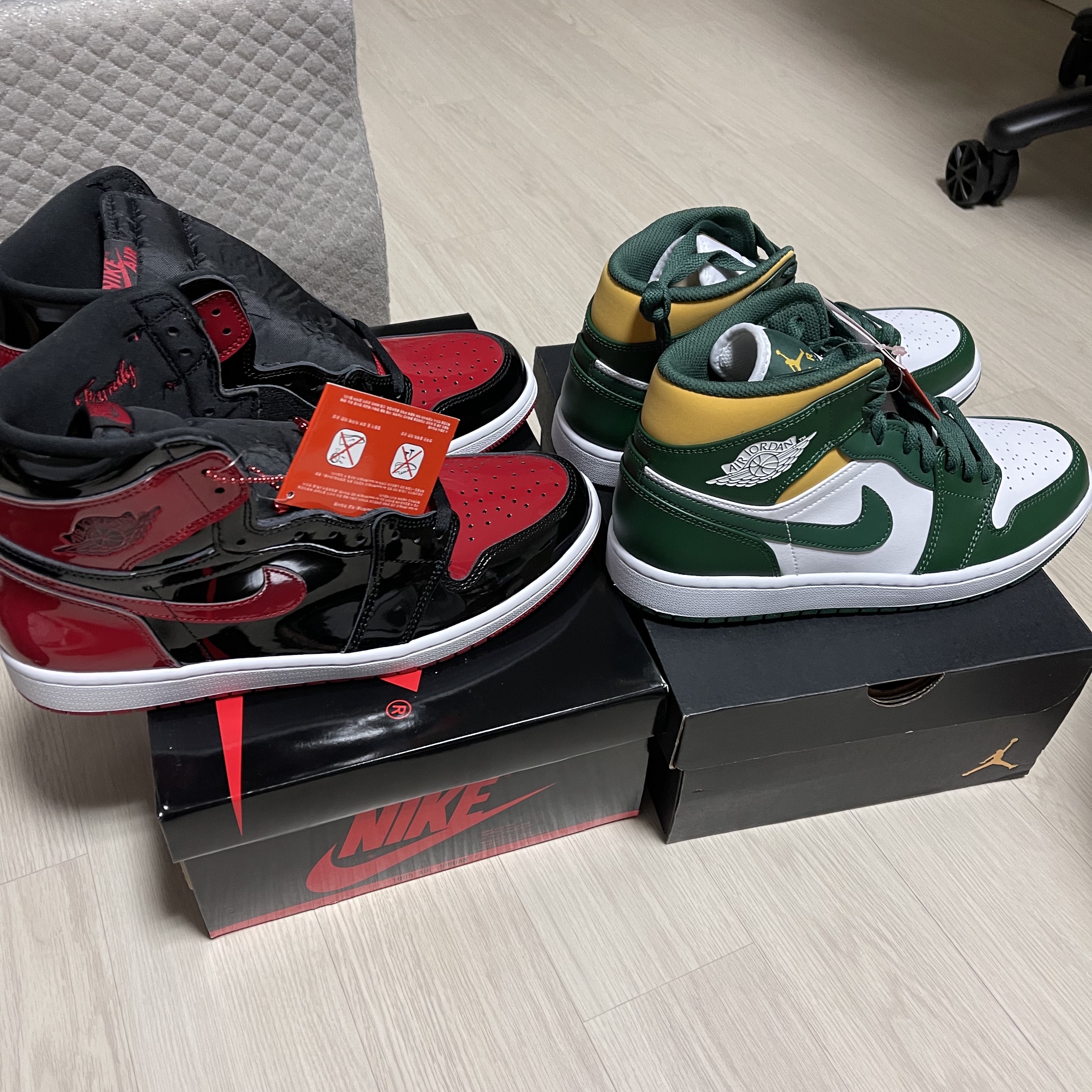 Jordan 1 Mid Sonics 2021, Jordan 1 Retro High OG Patent Bred 착용 스타일