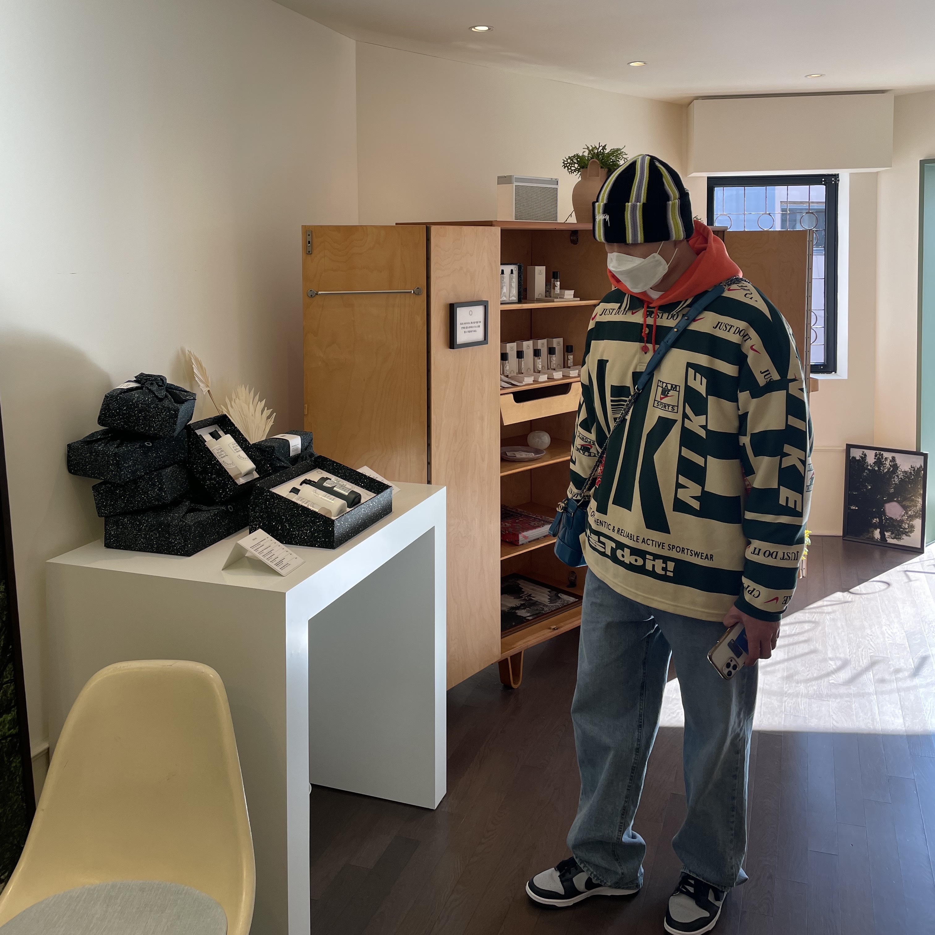 Nike x Cactus Plant Flea Market Long Sleeve Polo Natural - US/EU, Nike x Cactus Plant Flea Market Shoebox Heavyweight Hooded Pullover Orange - US/EU 착용 스타일