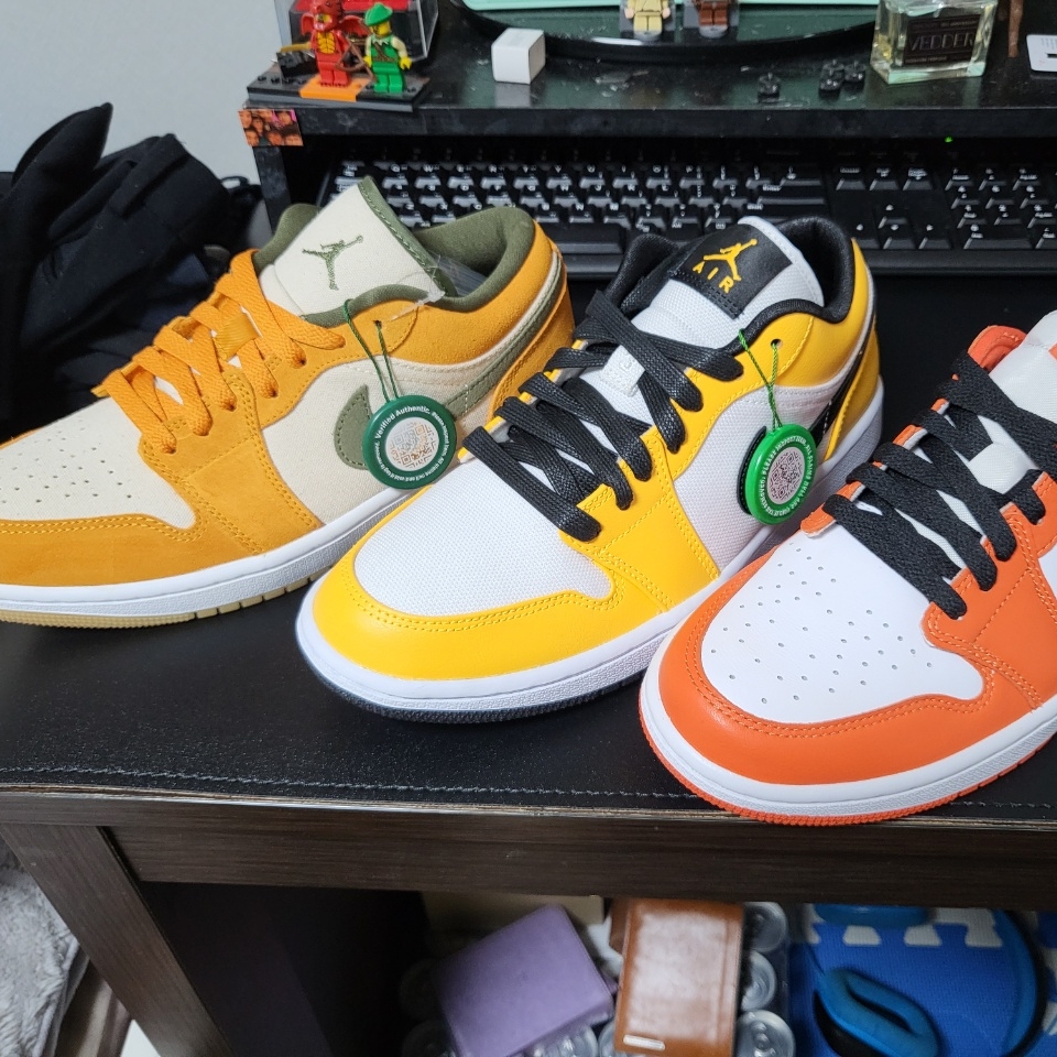 (W) Jordan 1 Low OG Starfish, (W) Jordan 1 Low SE Laser Orange 착용 스타일