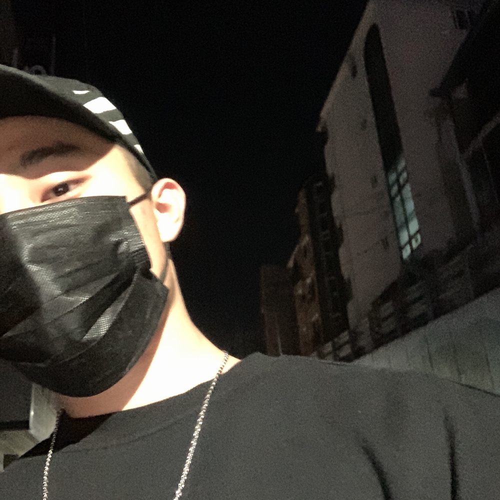 KREAM 프로필 이미지
