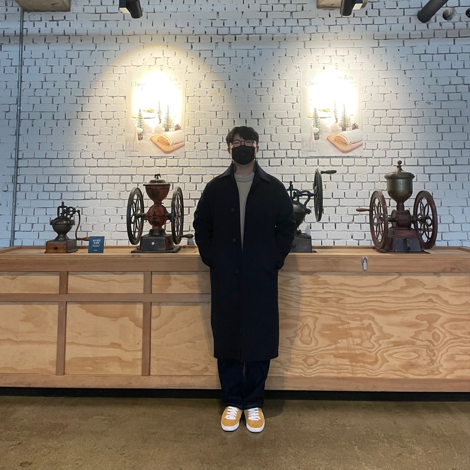 Jordan 1 Retro High OG Black Mocha, Puma Suede VTG Honey Mustard 착용 스타일 - 2