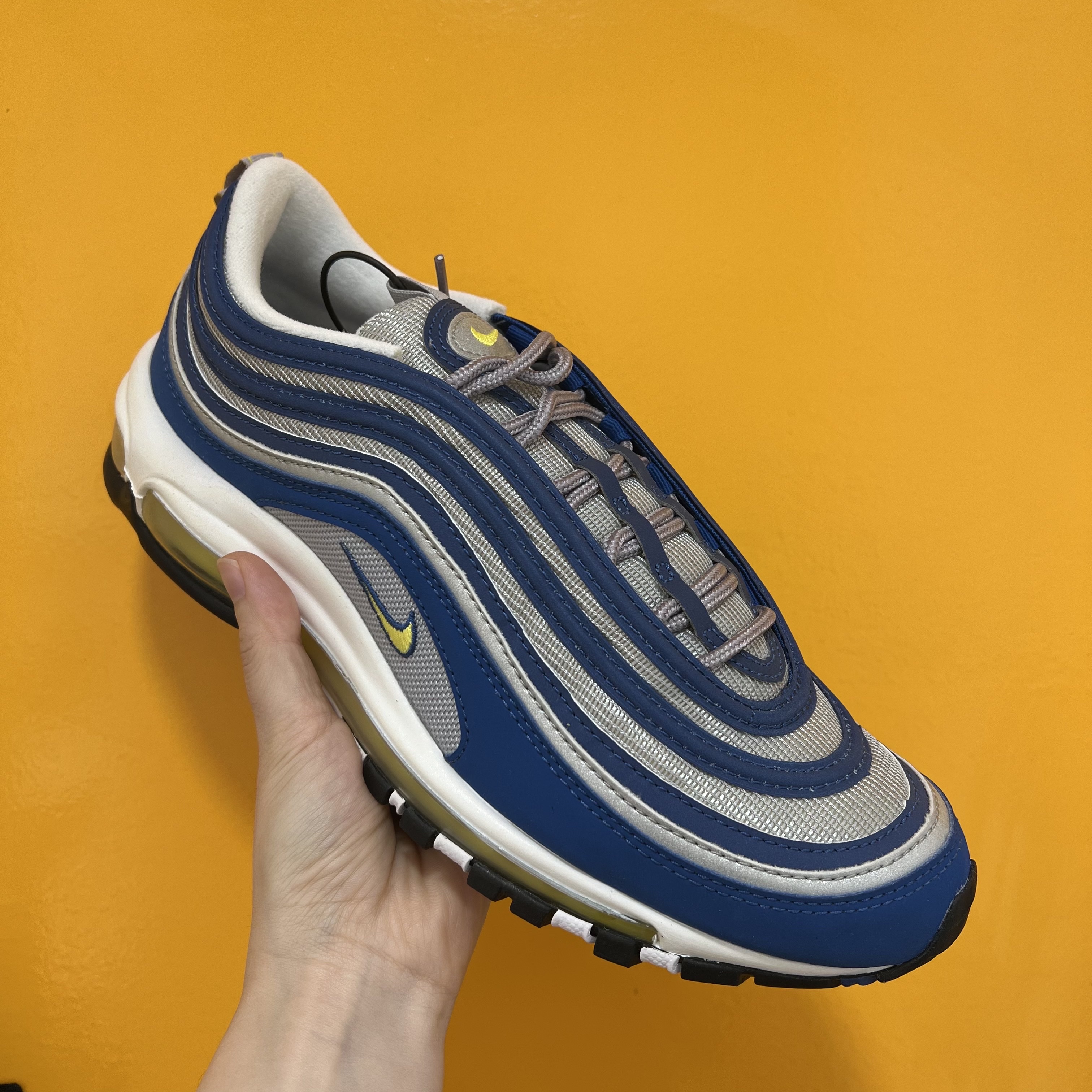Nike Air Max 97 OG Royal Neon 착용 스타일 - 1