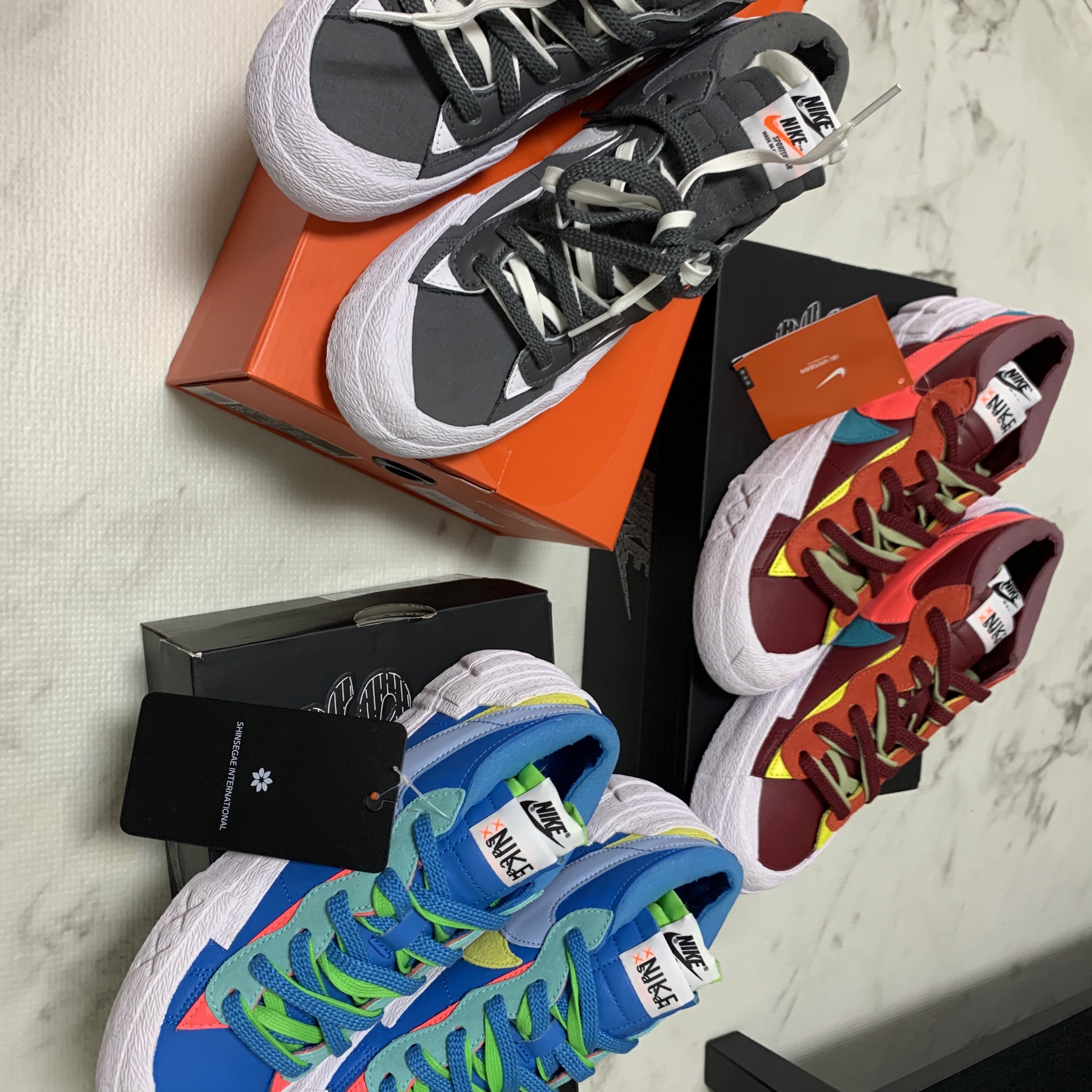 Nike x Sacai x Kaws Blazer Low Reed 착용 스타일 - 1