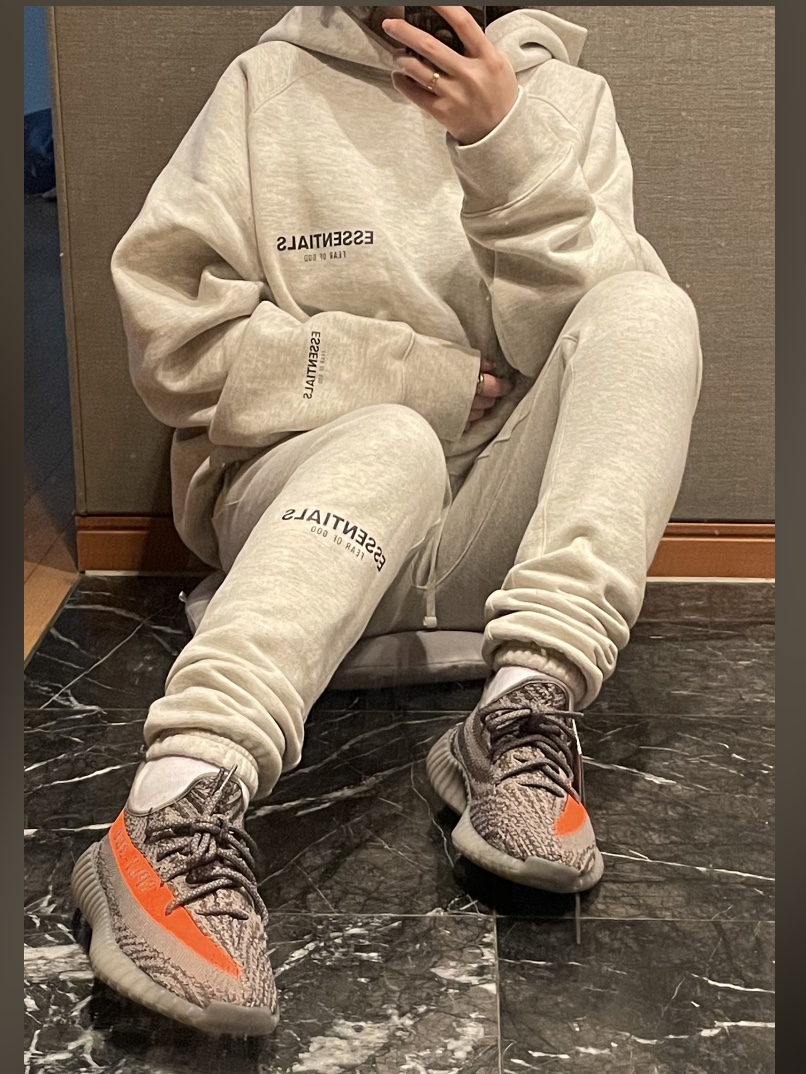 Essentials The Core Collection Pullover Hoodie Oatmeal, Stussy Small Stock Crew Socks White (3 Pack) 착용 스타일 - 3
