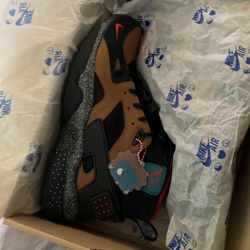 (W) Nike x Olivia Kim Air Mowabb No Cover 착용 스타일