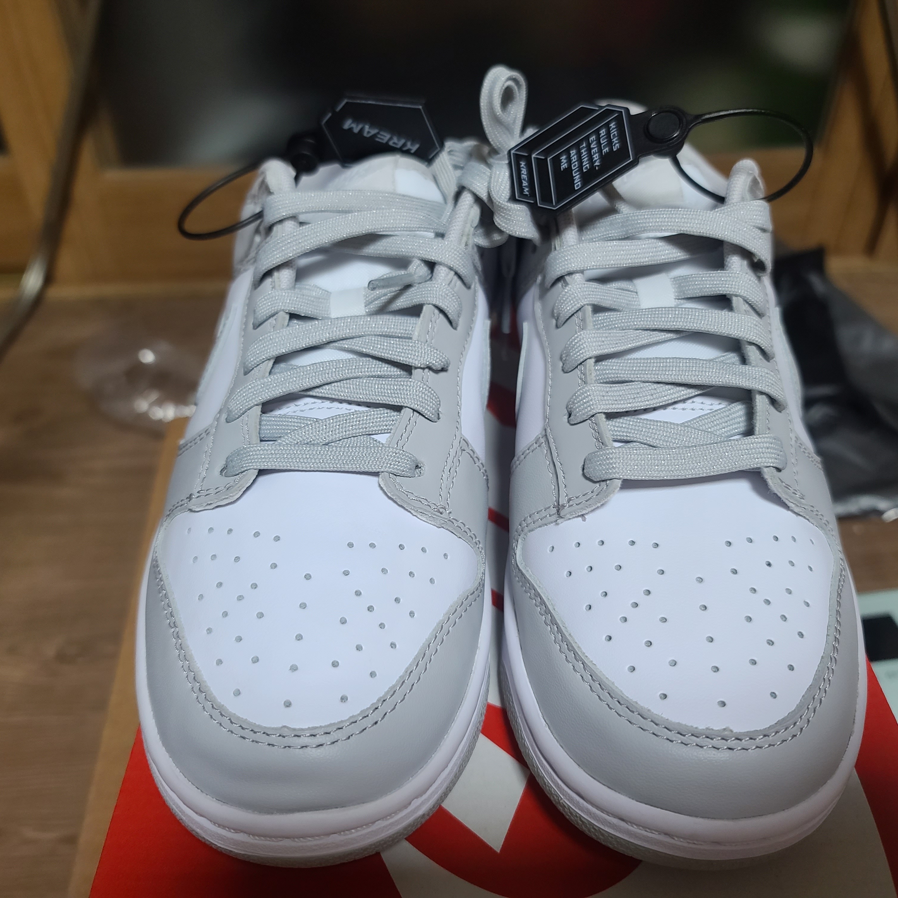 Nike Dunk Low Retro Grey Fog 착용 스타일 - 1