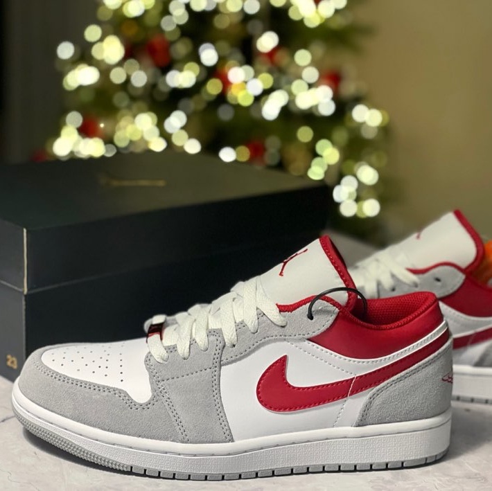 Jordan 1 Low SE Light Smoke Grey Gym Red 착용 스타일 - 3