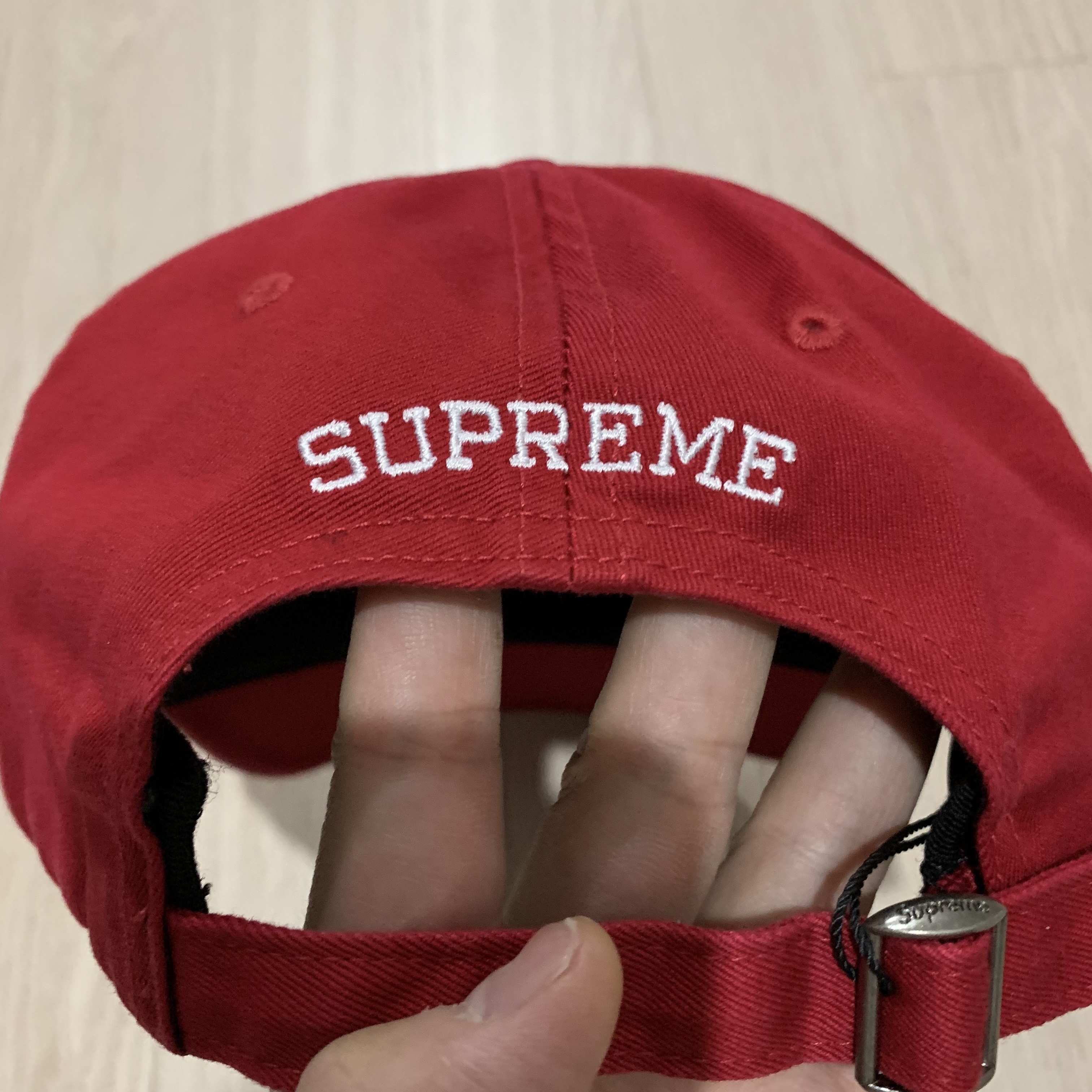 Supreme Est. 1994 6-Panel Black - 21FW 착용 스타일 - 3