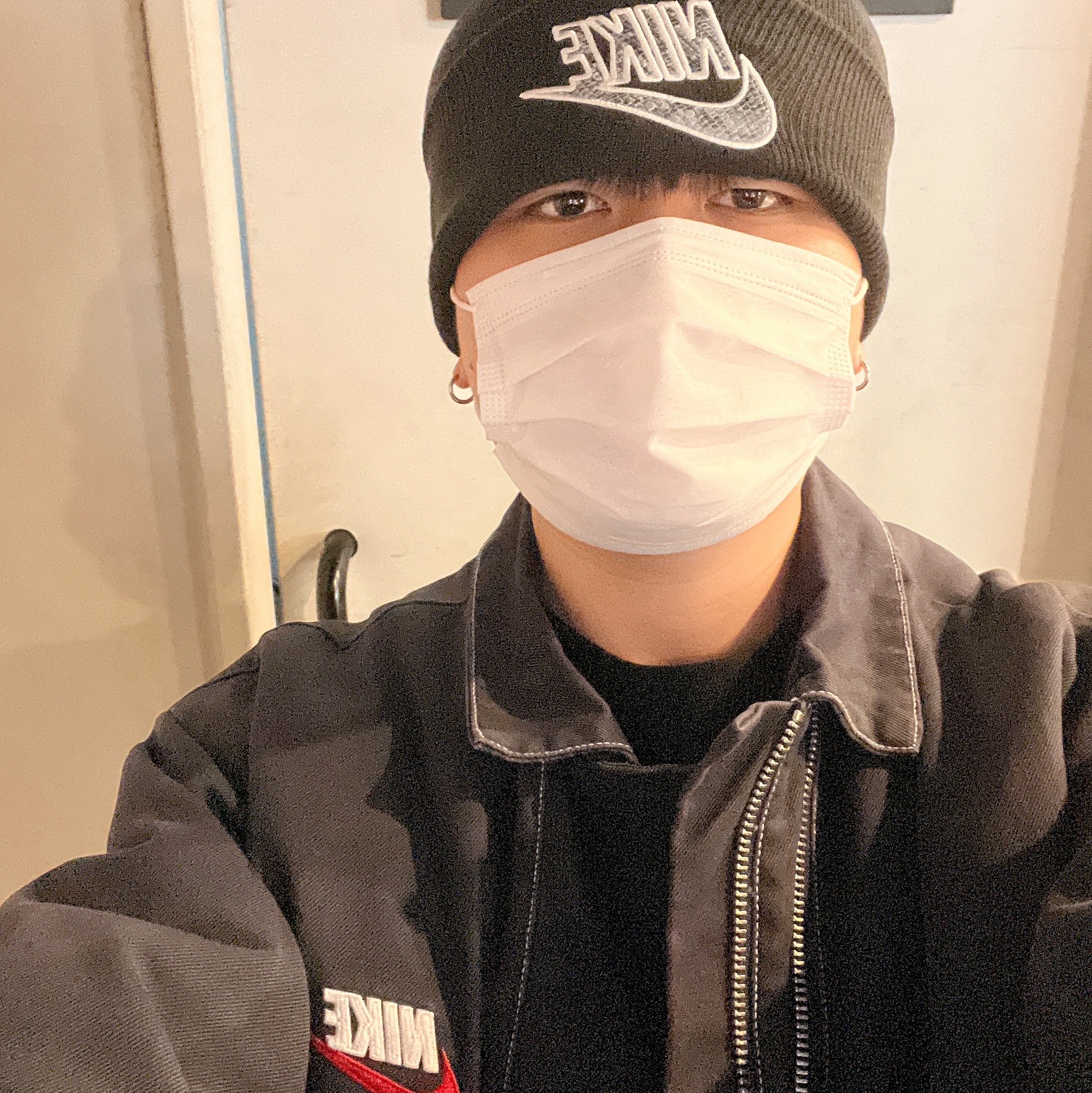Supreme x Nike Snakeskin Beanie Black - 21SS, Supreme x Nike Double Zip Quilted Work Jacket Black - 18FW 착용 스타일 - 1