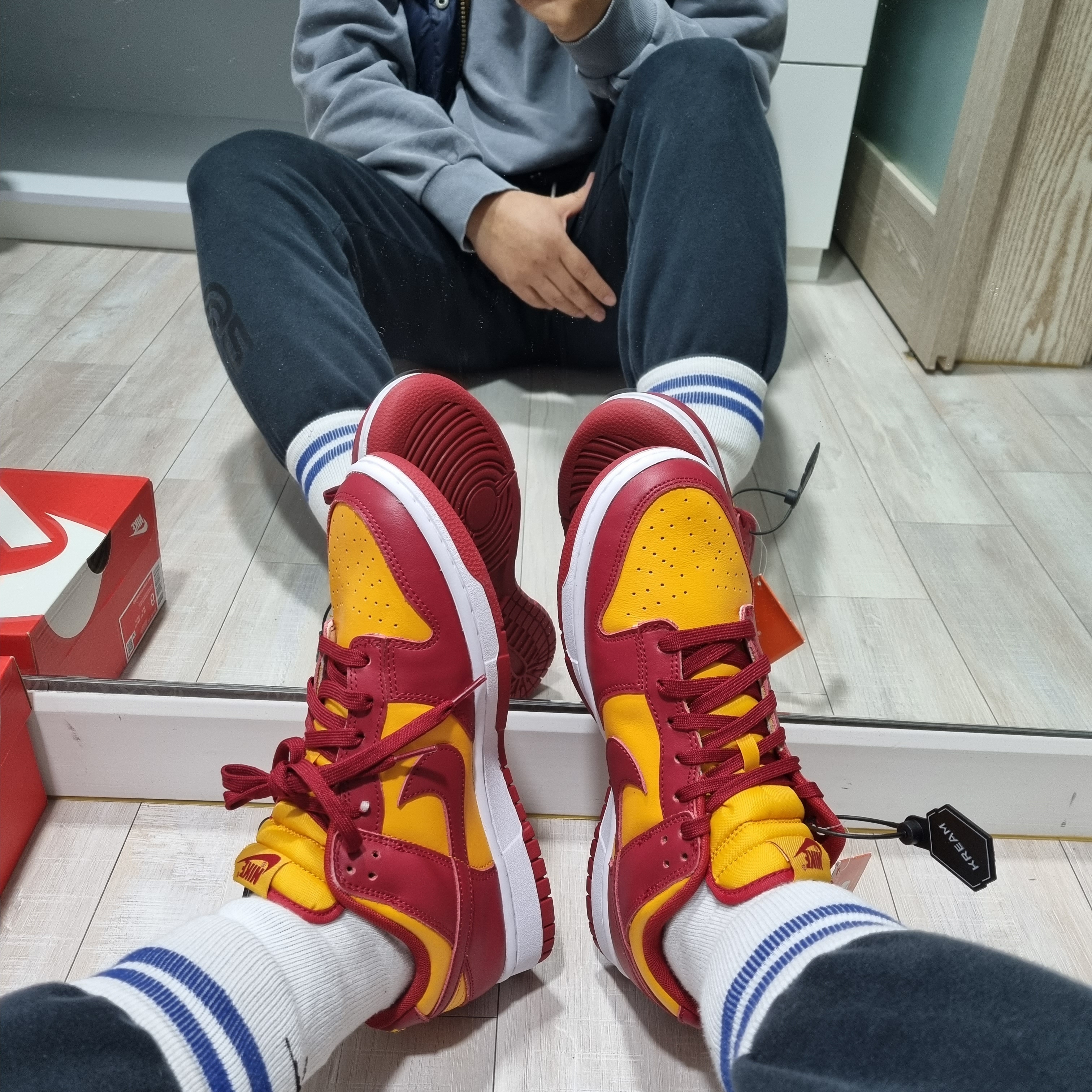 Nike Dunk Low Retro Championship Gold 착용 스타일