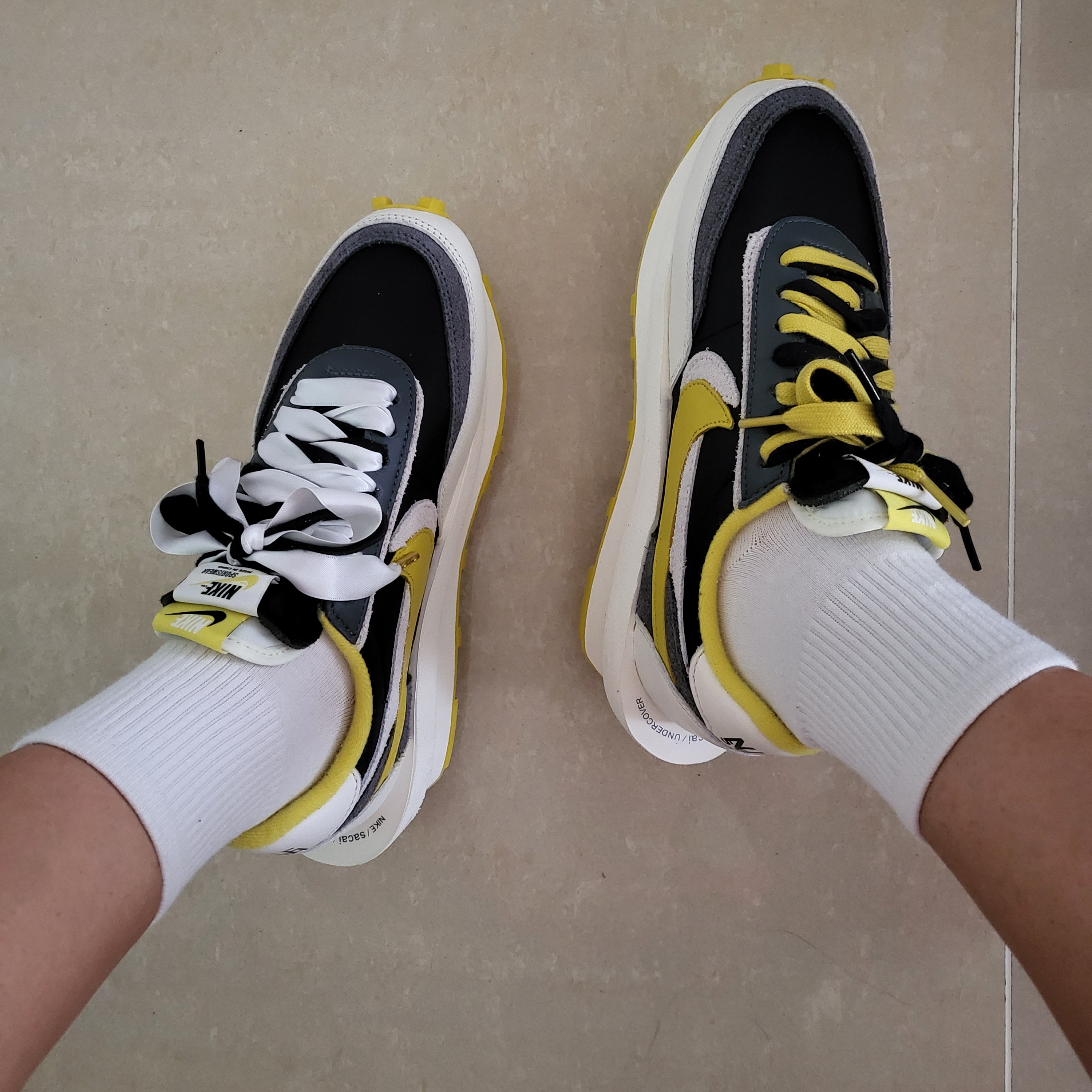 Nike x Sacai x Undercover LDWaffle Black Bright Citron 착용 스타일 - 3
