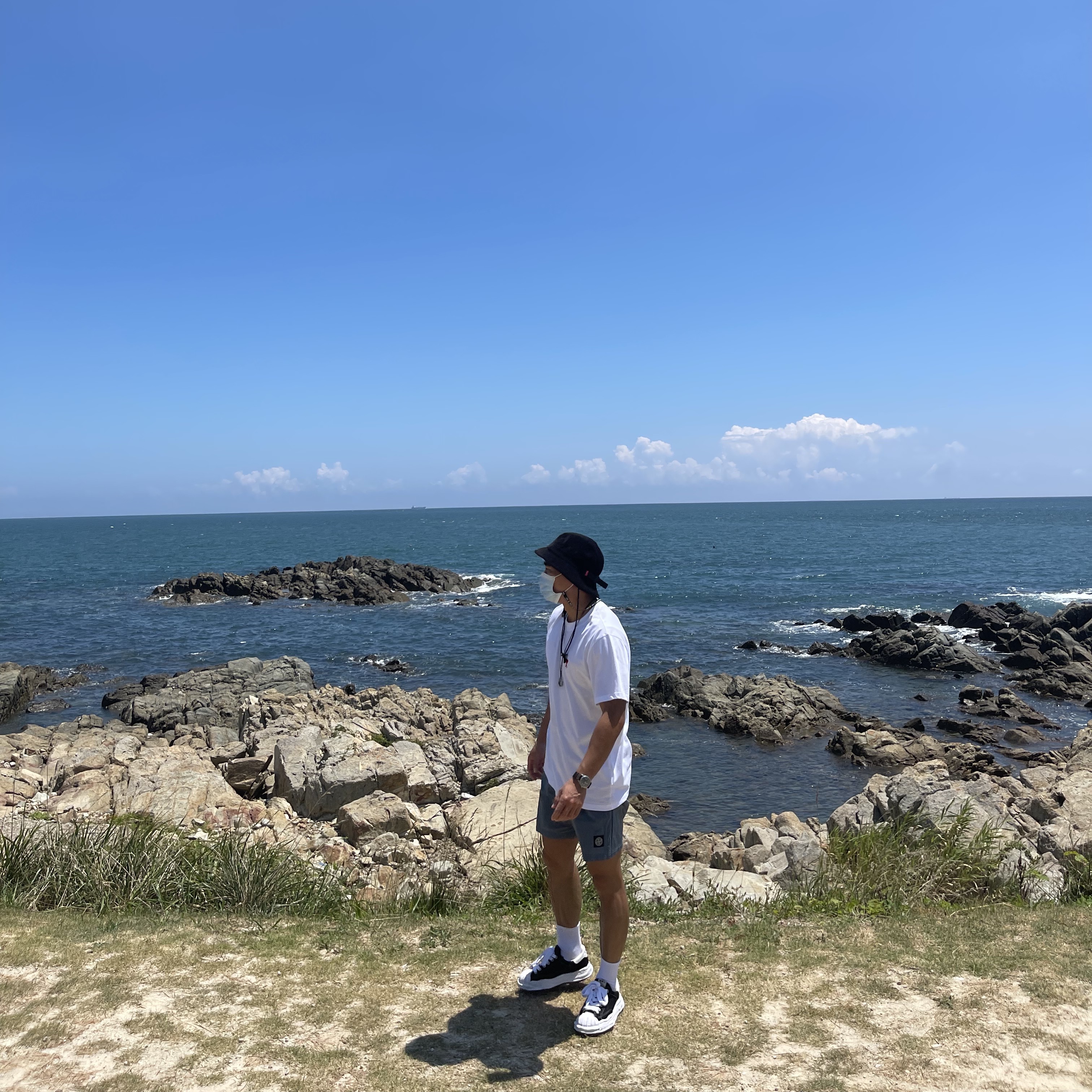 Maison Mihara Yasuhiro Blakey OG Sole Canvas Low-top Sneakers Black, Stone Island B0943 Nylon Metal Swimming Trunk Sky Blue - 21SS 착용 스타일