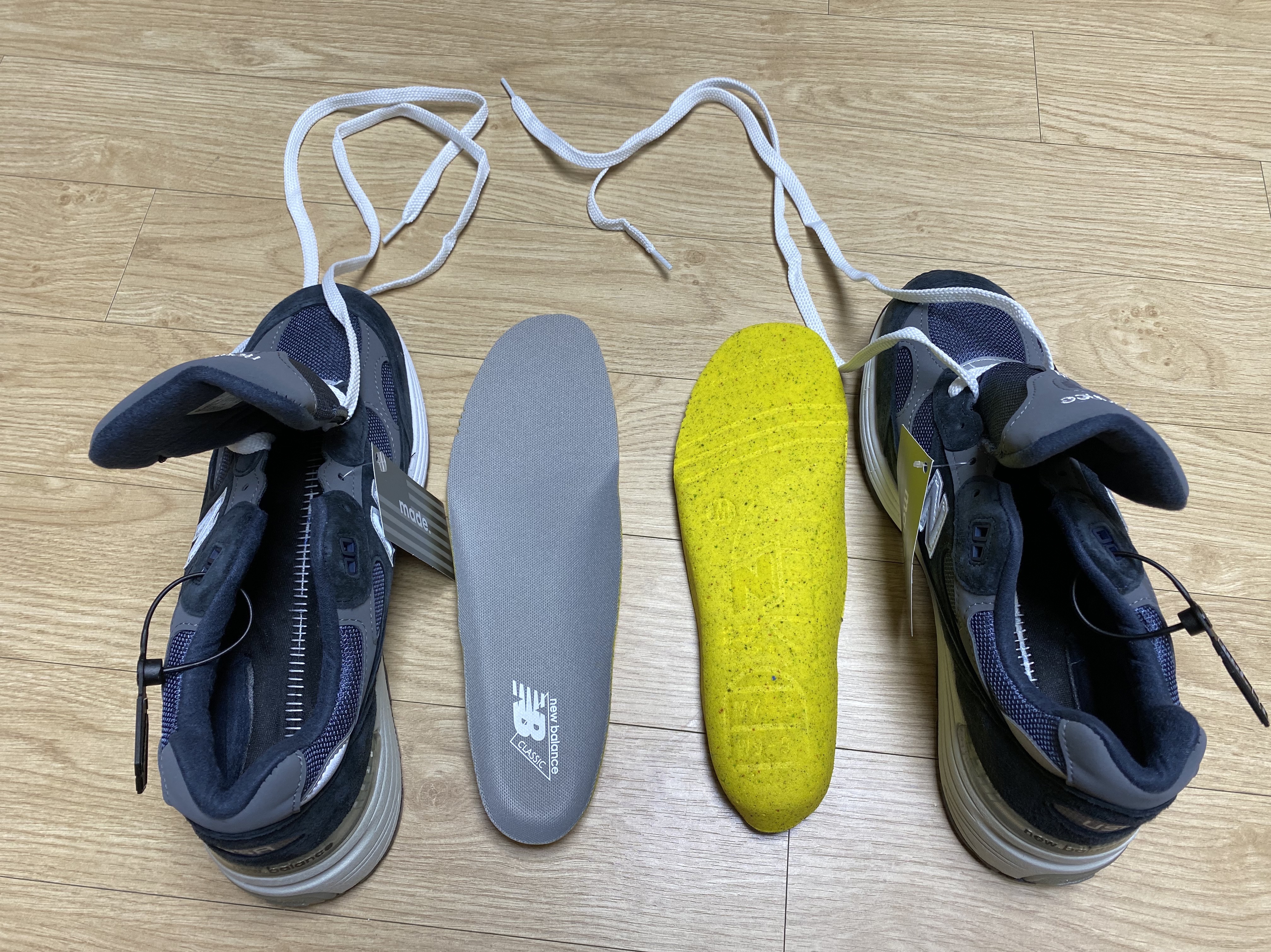 New Balance 992 Made in USA Navy, (W) New Balance 993 Made in USA Grey - B Standard 착용 스타일 - 5