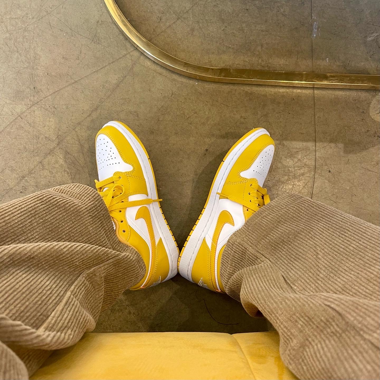 Jordan 1 Low Pollen 착용 스타일 - 1