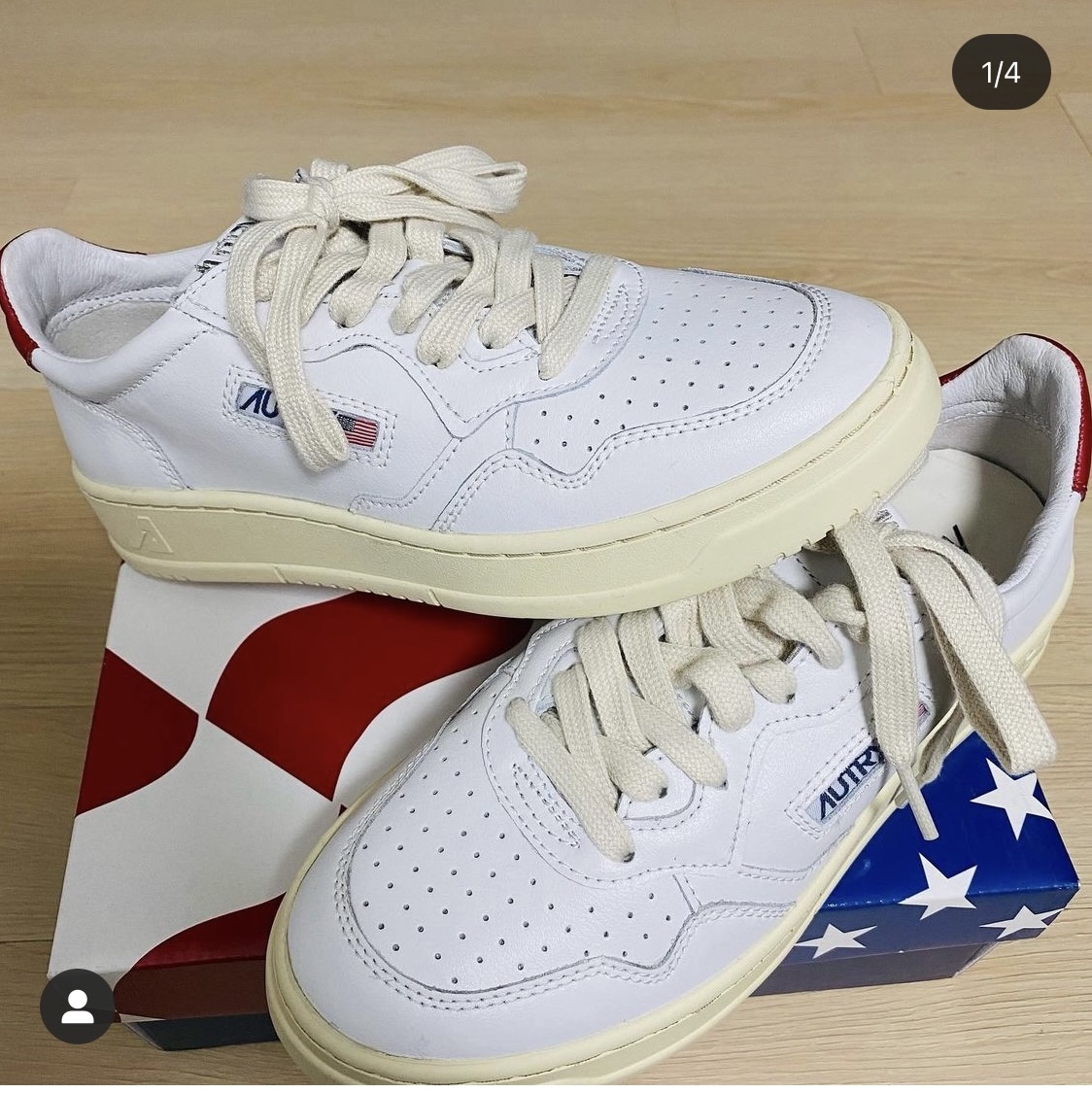 Autry Medalist Low Leather Sneakers White Red 착용 스타일