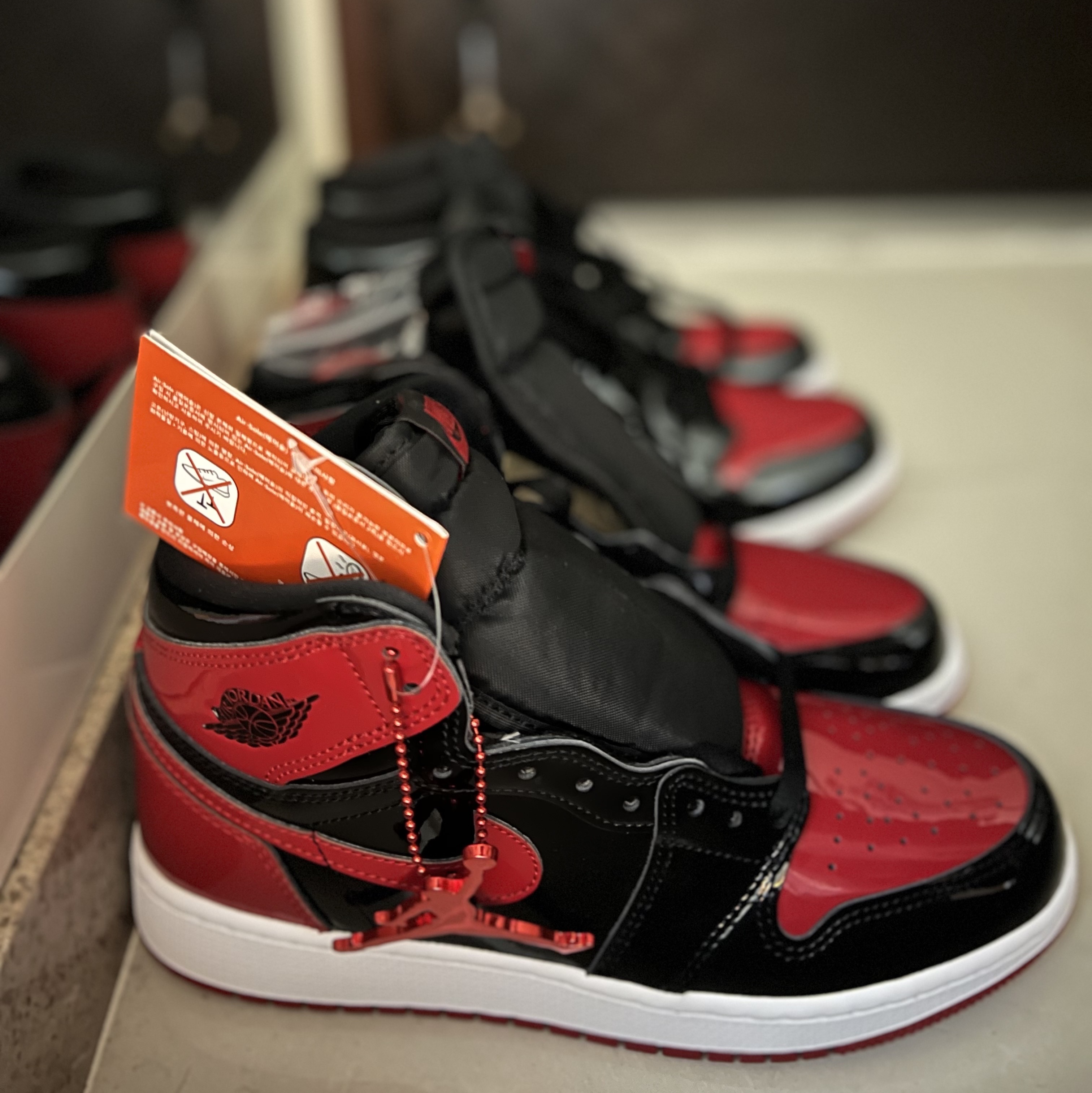 Jordan 1 Retro High OG Patent Bred, (GS) Jordan 1 Retro High OG Patent Bred 착용 스타일 - 3