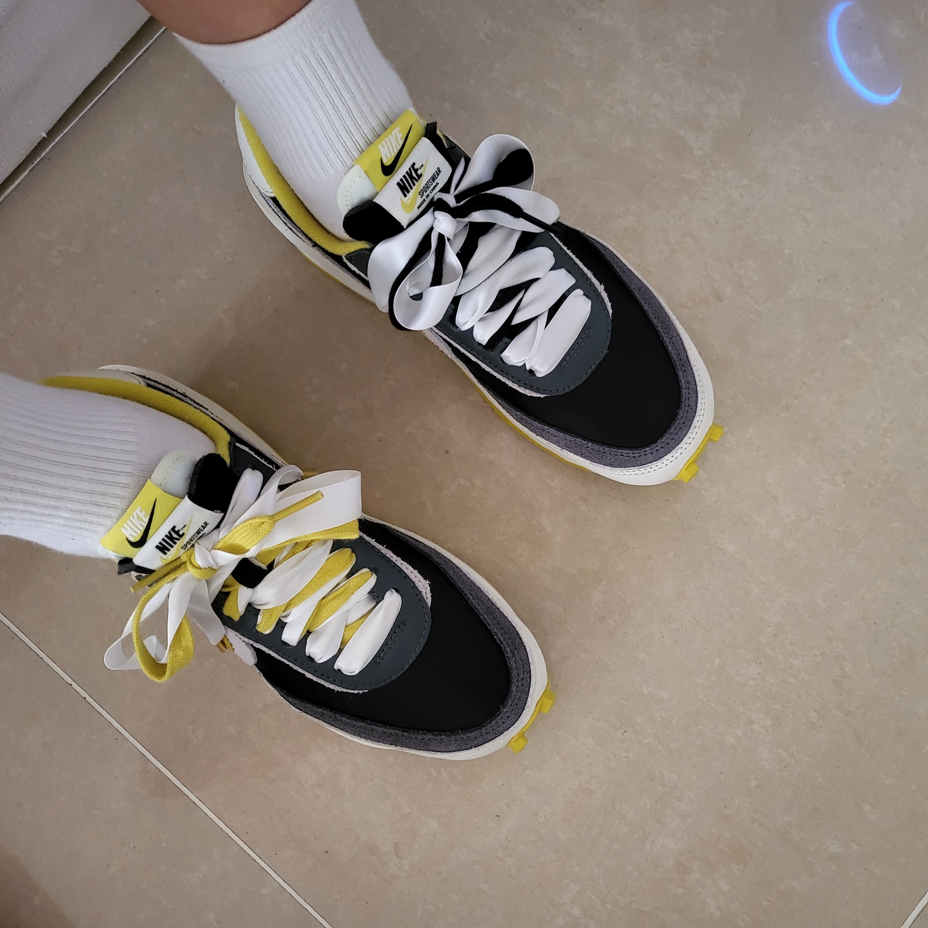 Nike x Sacai x Undercover LDWaffle Black Bright Citron 착용 스타일 - 2