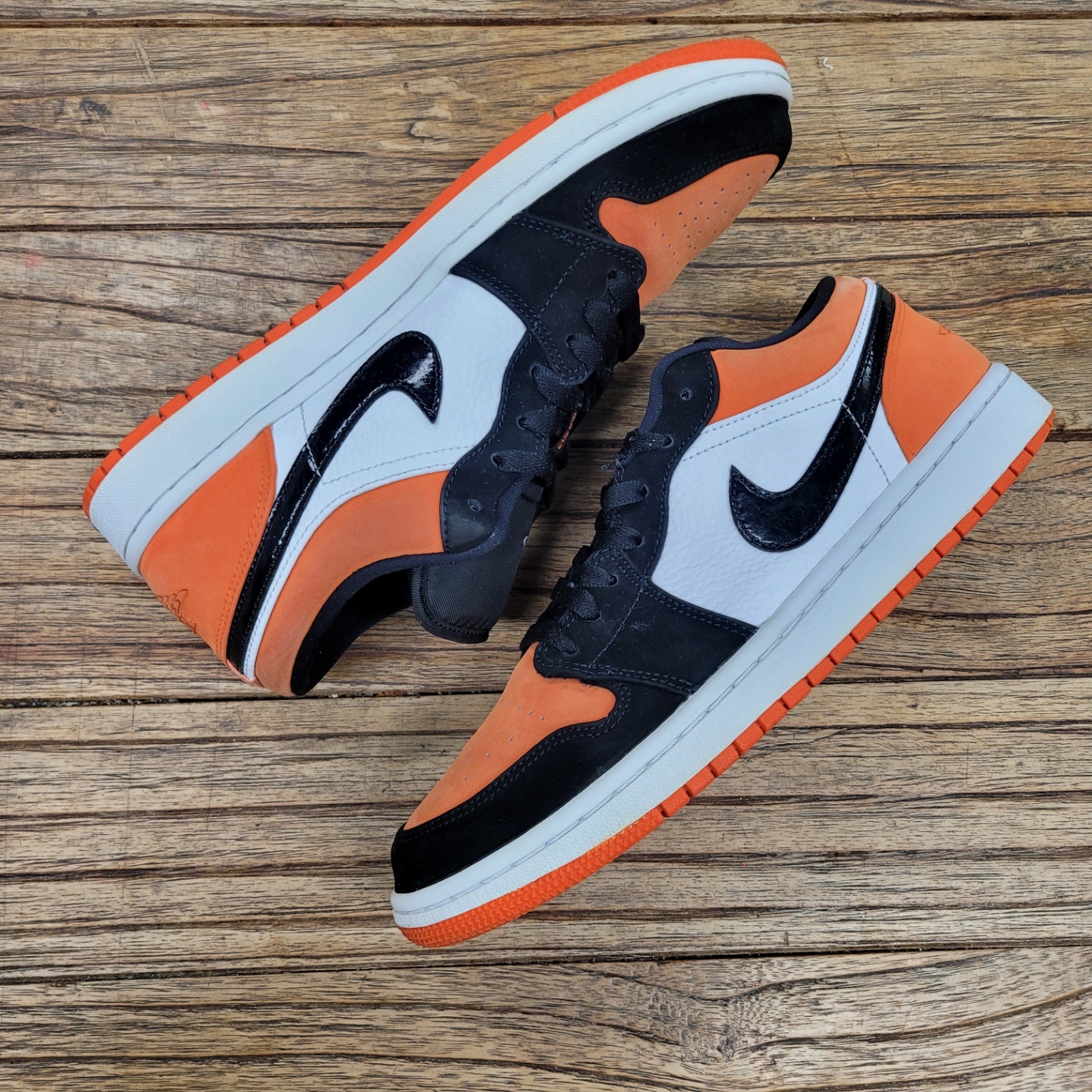 Jordan 1 Low Shattered Backboard 착용 스타일 - 2