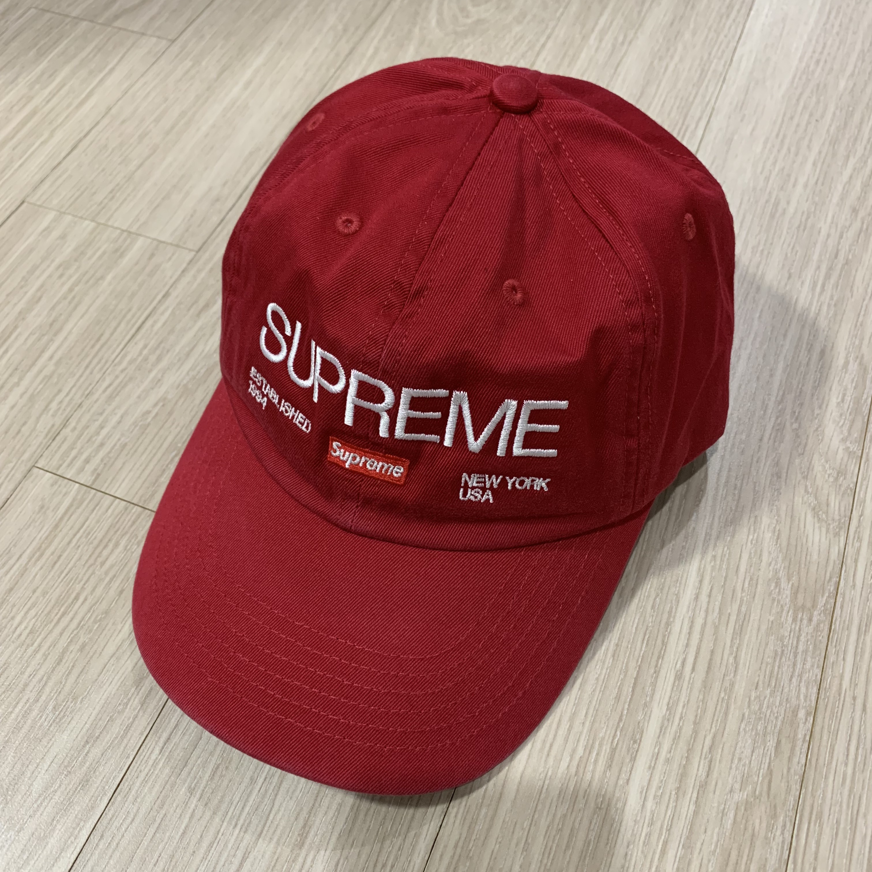Supreme Est. 1994 6-Panel Black - 21FW 착용 스타일 - 1