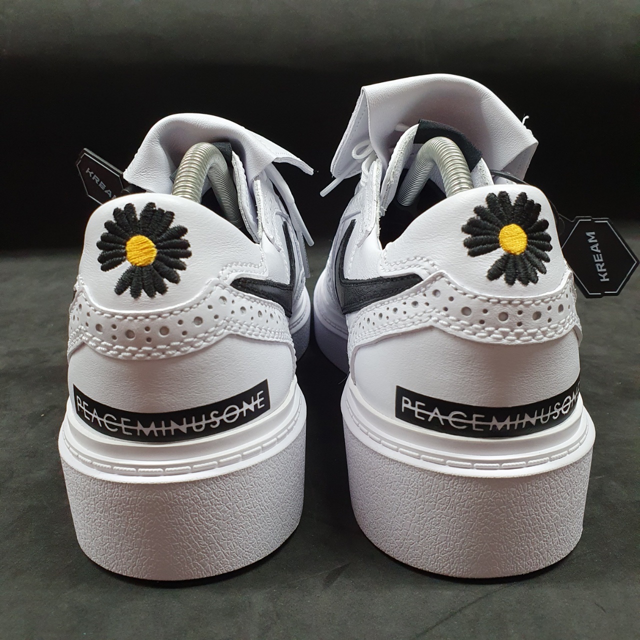 Nike x Peaceminusone Kwondo1 White 착용 스타일 - 2