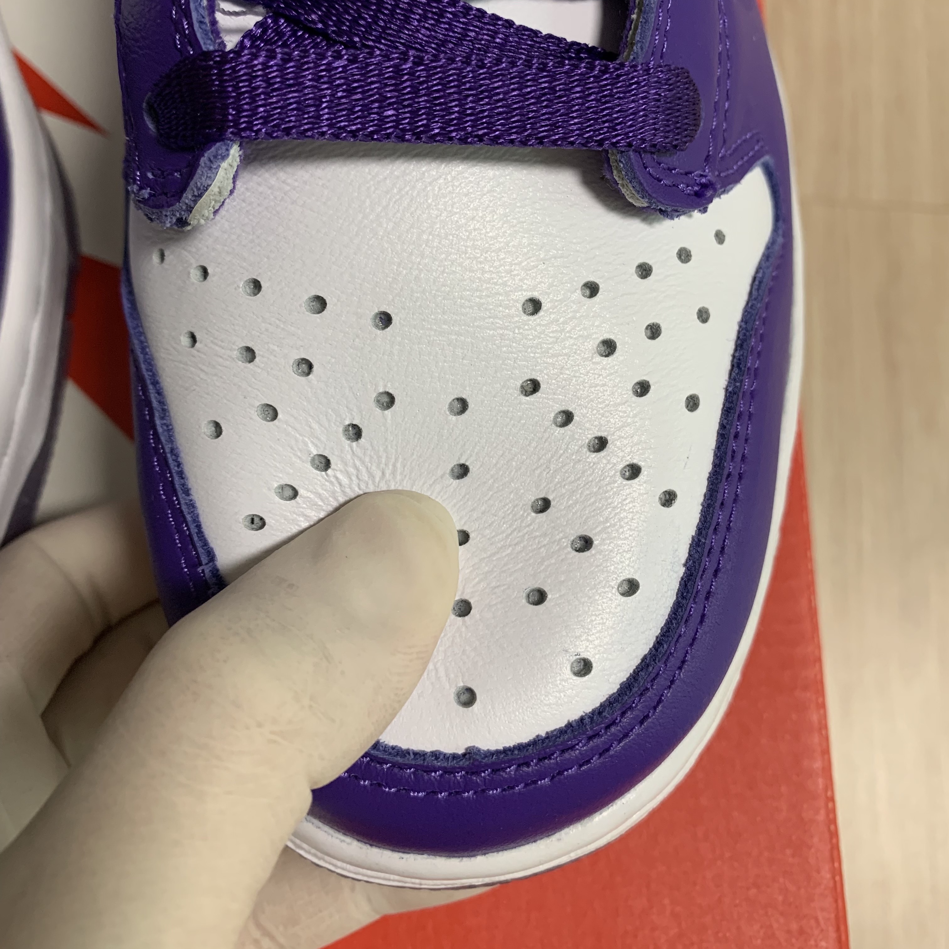 (W) Nike Dunk High SP Varsity Purple 착용 스타일 - 2