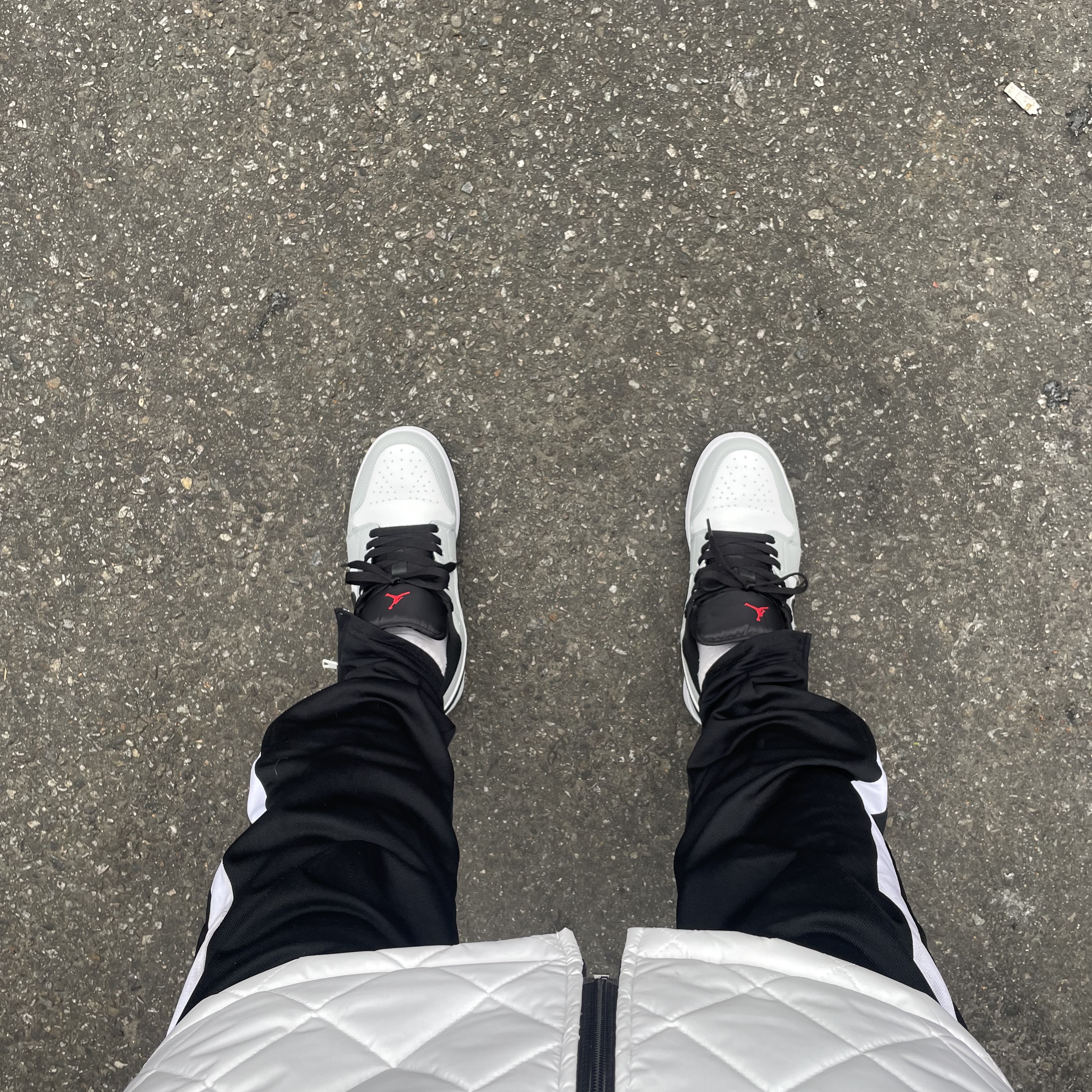 Jordan 1 Low Light Smoke Grey 착용 스타일