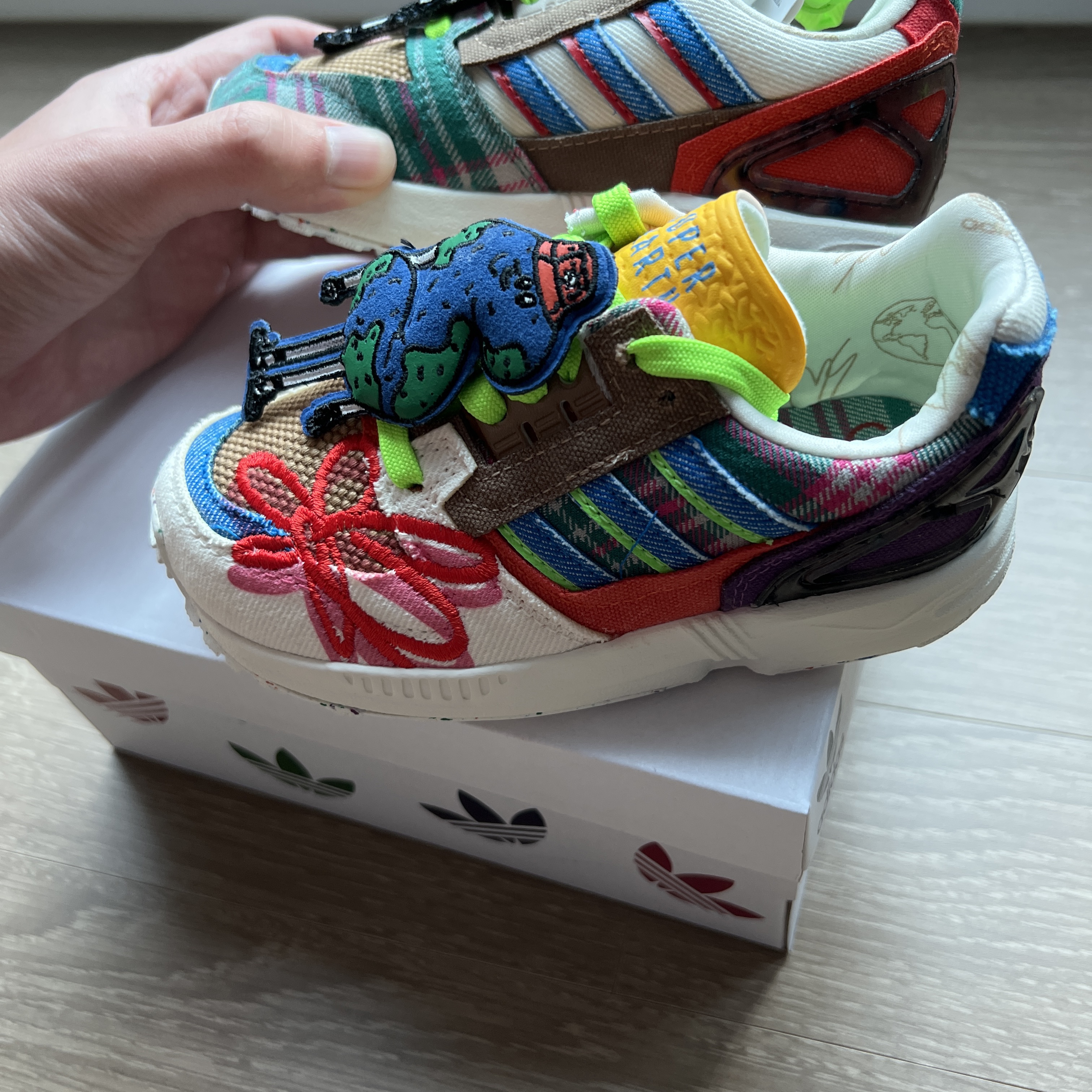 (Infant) Adidas x Sean Wotherspoon ZX 8000 Superearth 착용 스타일 - 2