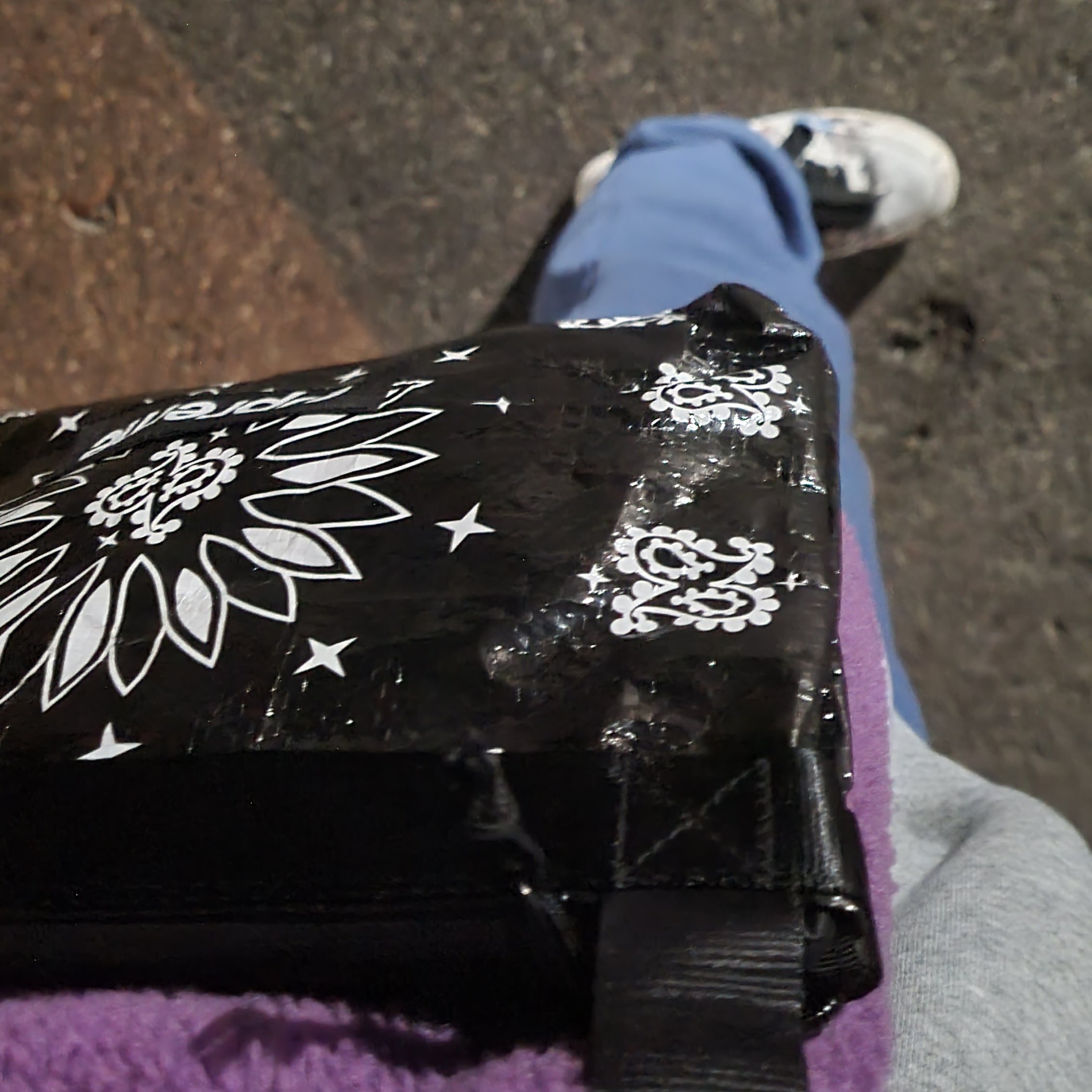 Supreme Bandana Tarp Side Bag Black - 21SS, Nike Big Swoosh Full Zip Jacket Purple Violet 착용 스타일