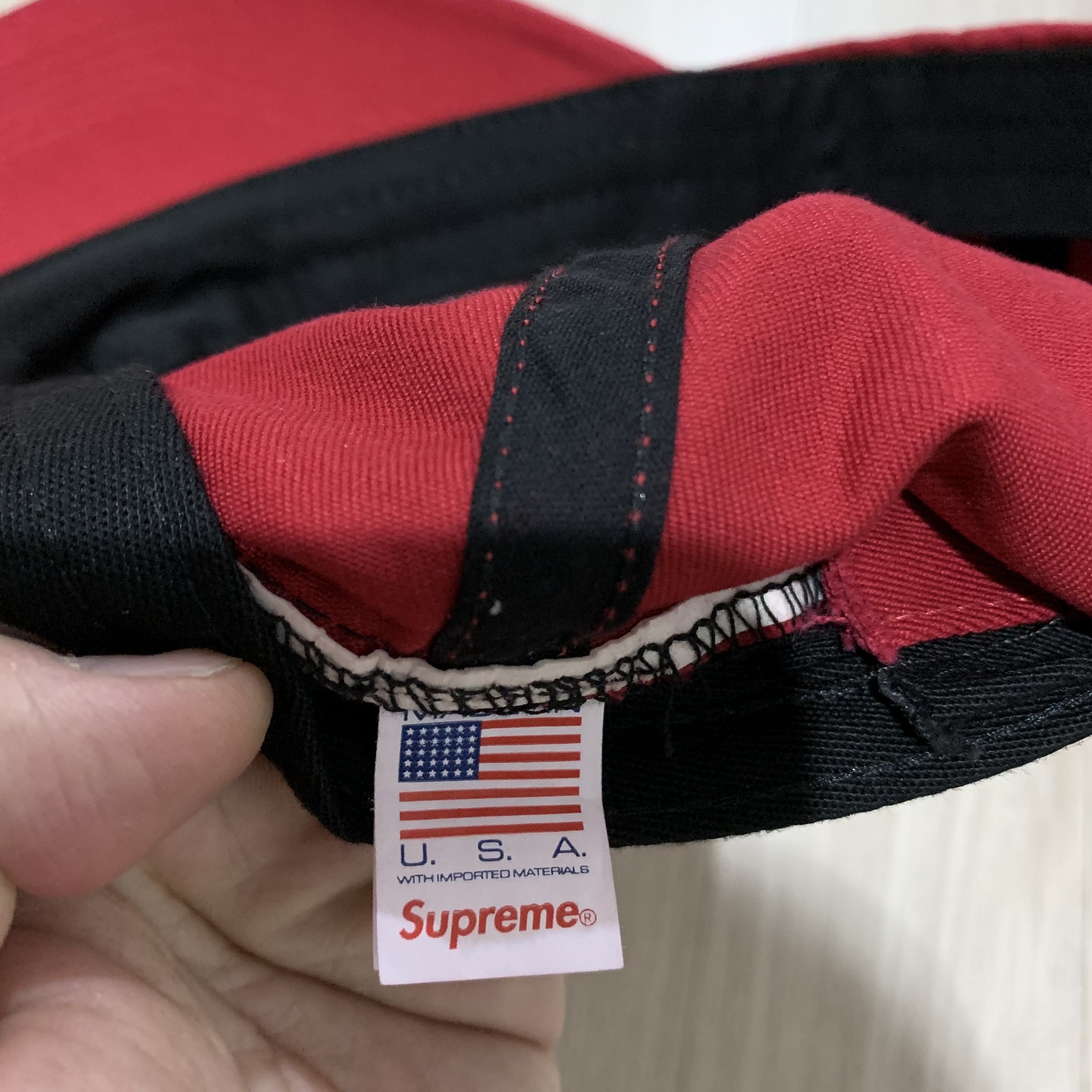 Supreme Est. 1994 6-Panel Black - 21FW 착용 스타일 - 5