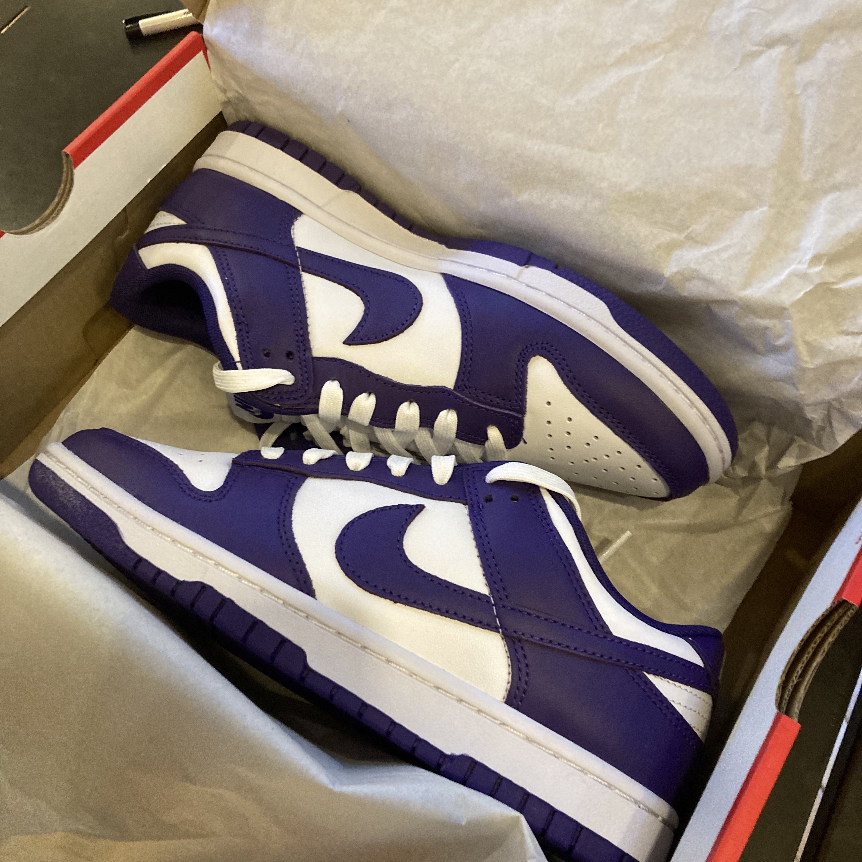 Nike Dunk Low Retro Championship Court Purple 착용 스타일