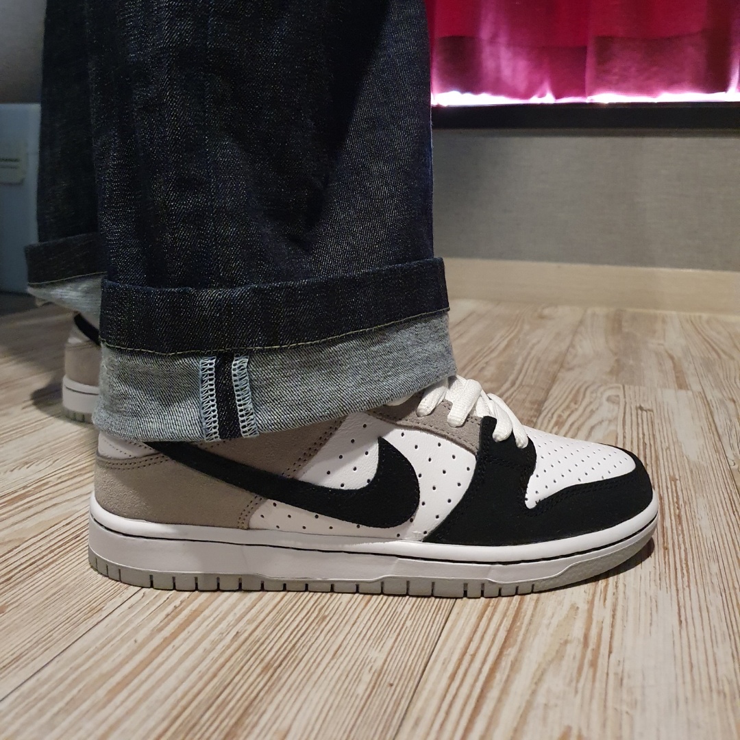 Nike SB Dunk Low Pro Chlorophyll 착용 스타일 - 2