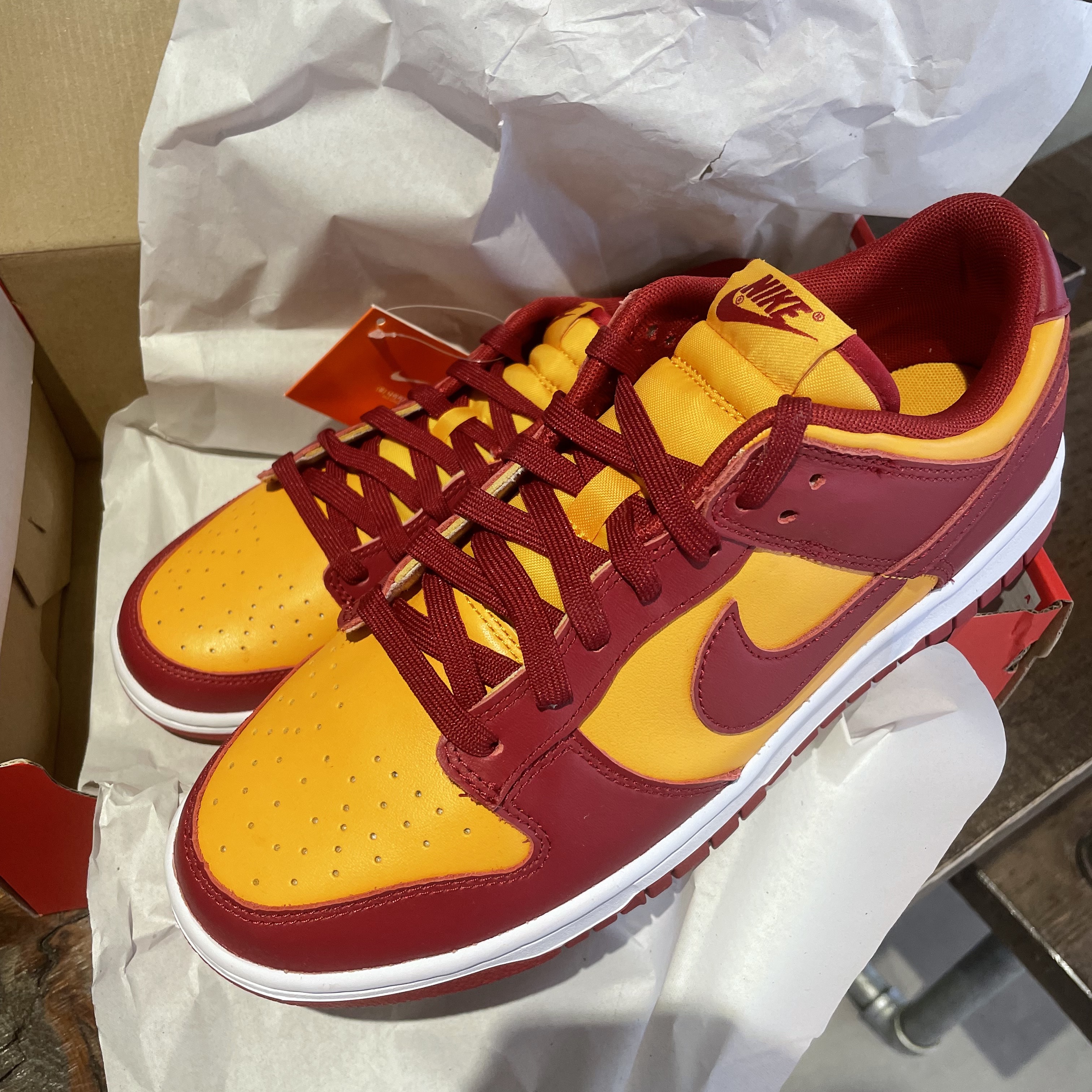 Nike Dunk Low Retro Championship Gold 착용 스타일