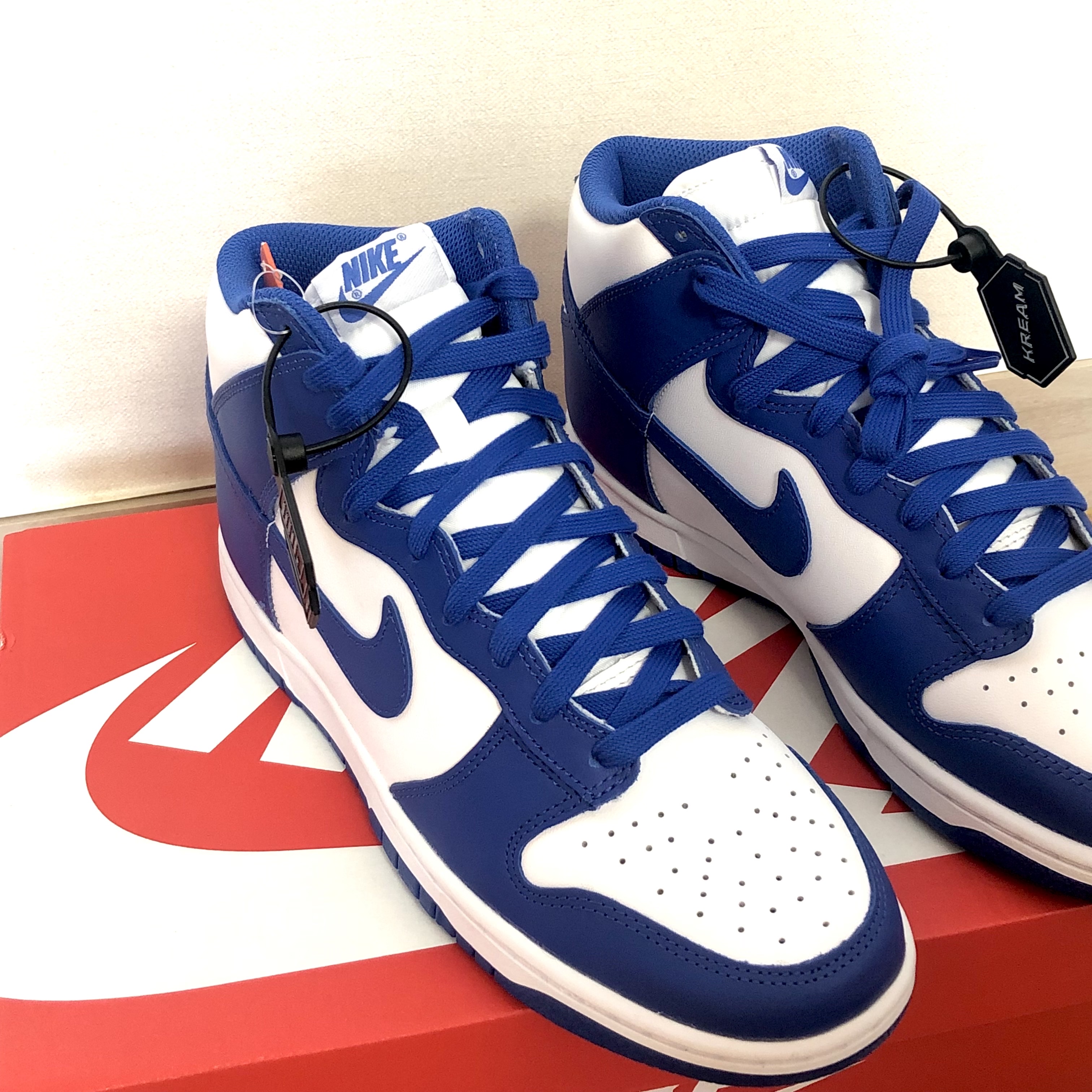 (GS) Nike Dunk High Game Royal, Balenciaga Speed Trainer Black White 2021/2022 착용 스타일 - 1