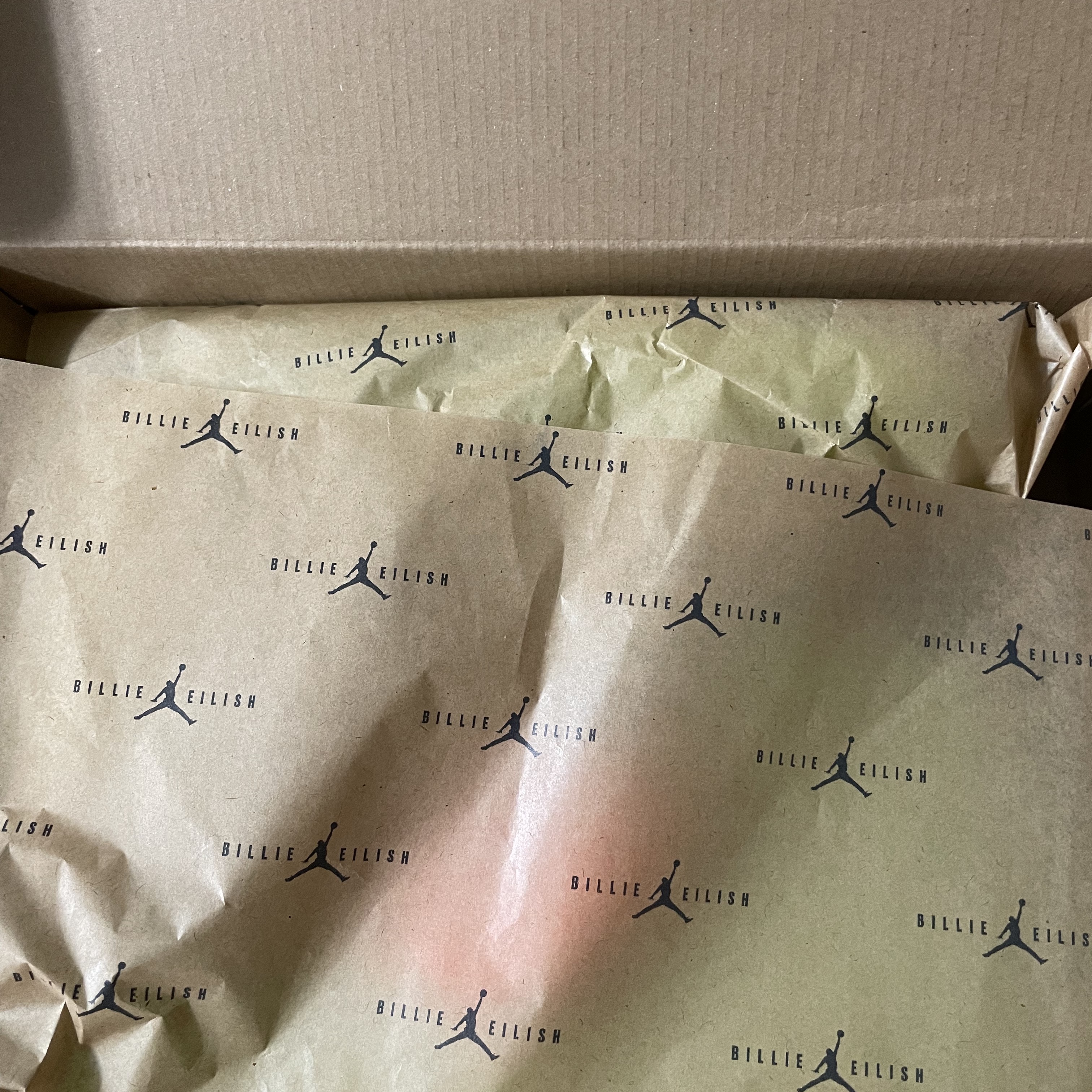 (W) Jordan 1 x Billie Eilish KO SP Lime Green 착용 스타일 - 2