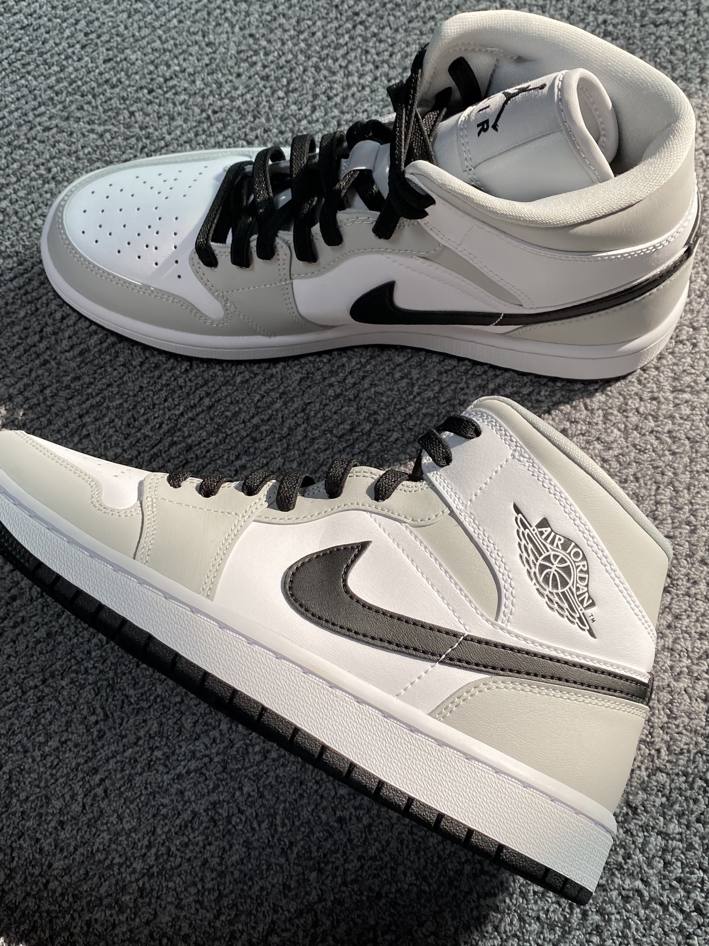 (W) Jordan 1 Mid Grey Fog 착용 스타일 - 2