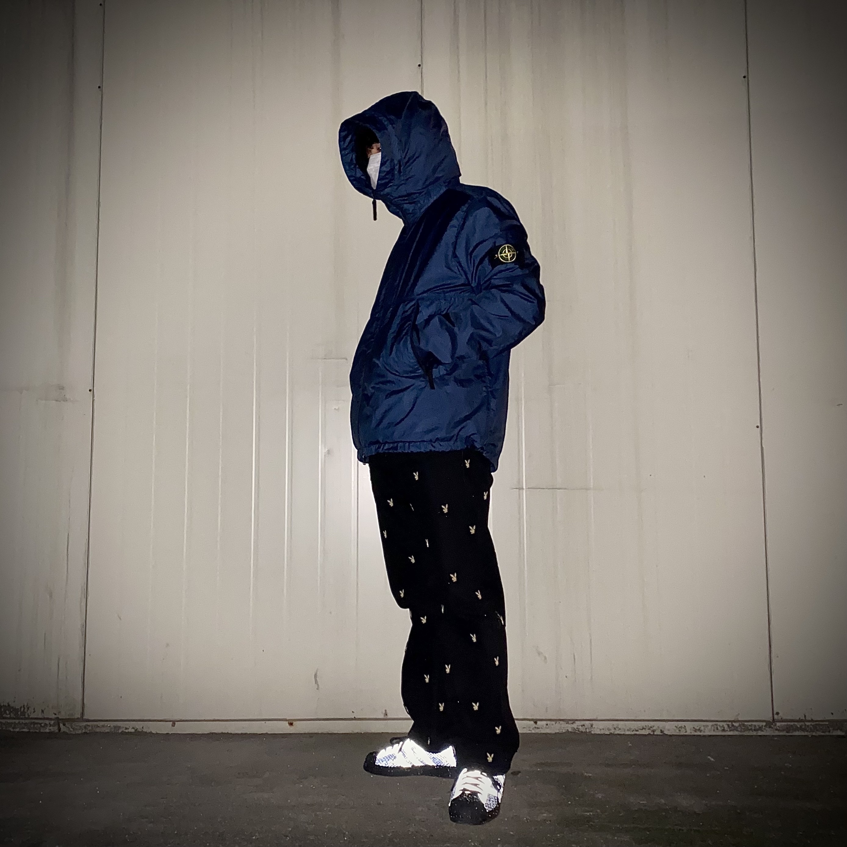 Adidas x Atmos Superstar R-SNK 착용 스타일 - 3