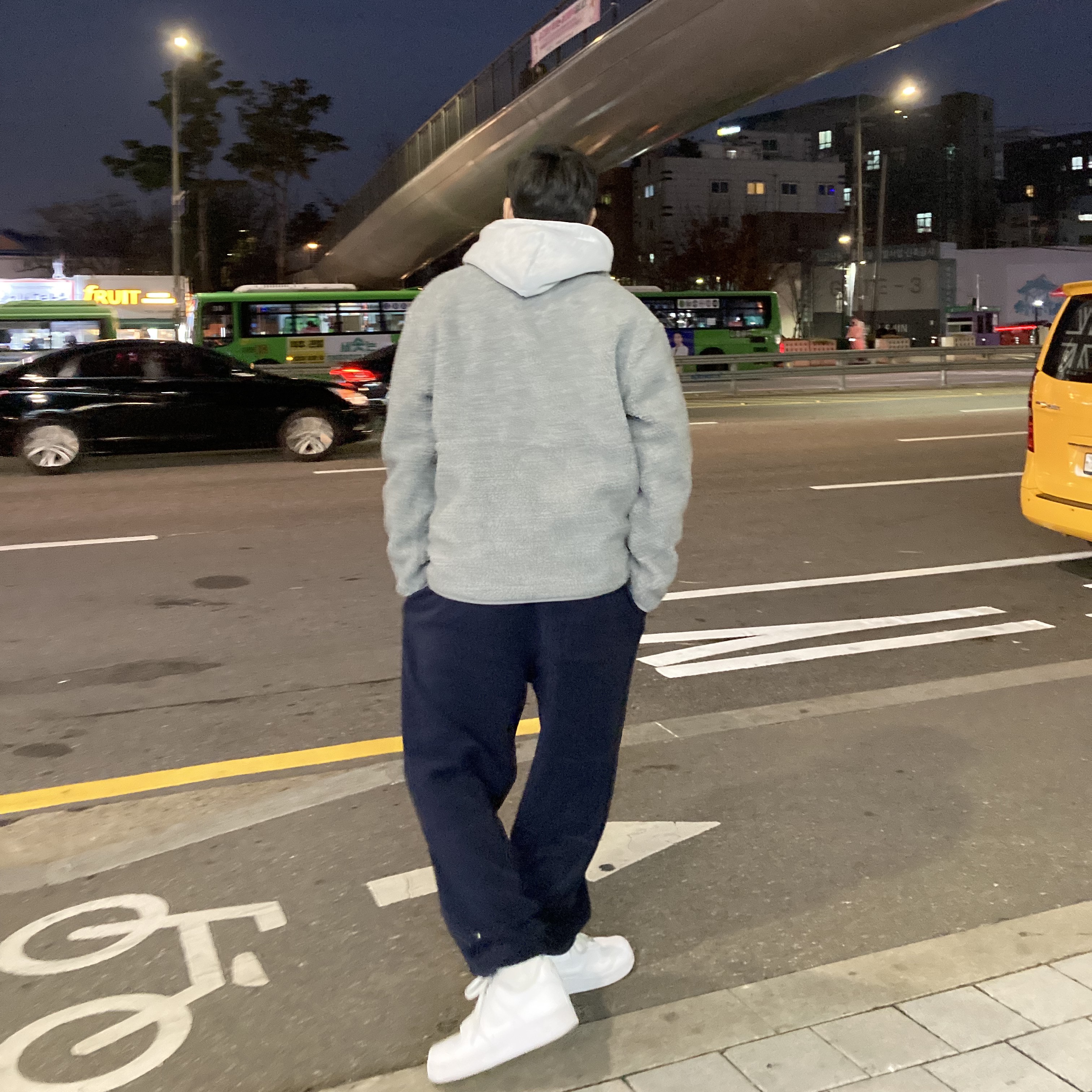 Nike Air Force 1 '07 Low White 착용 스타일 - 2