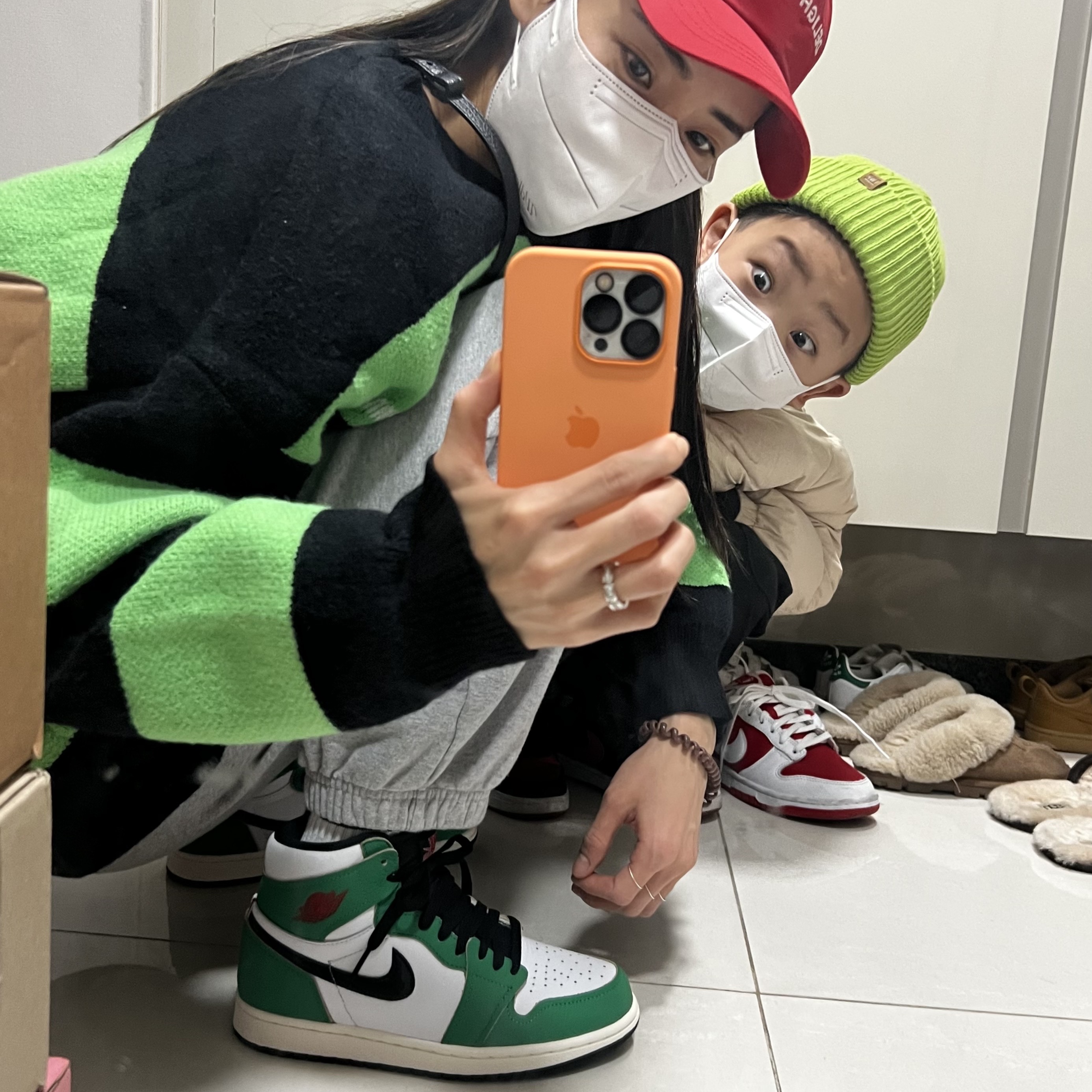 (W) Jordan 1 Retro High OG Lucky Green 착용 스타일 - 2