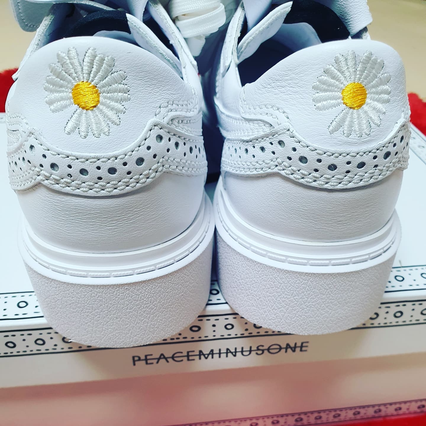 Nike x Peaceminusone Kwondo1 White 착용 스타일 - 4