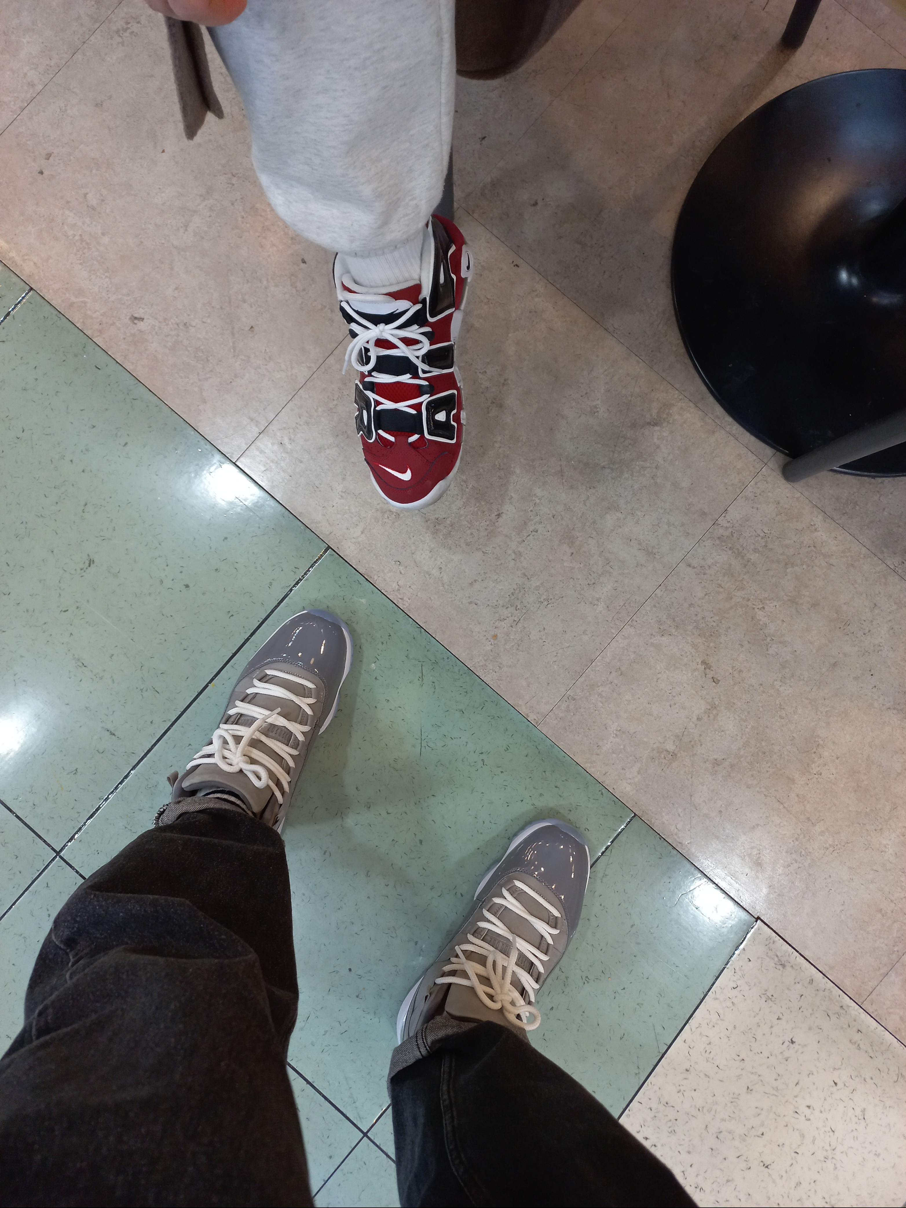 Nike Air More Uptempo 96 Bulls 2021, Jordan 11 Retro Cool Grey 2021 착용 스타일