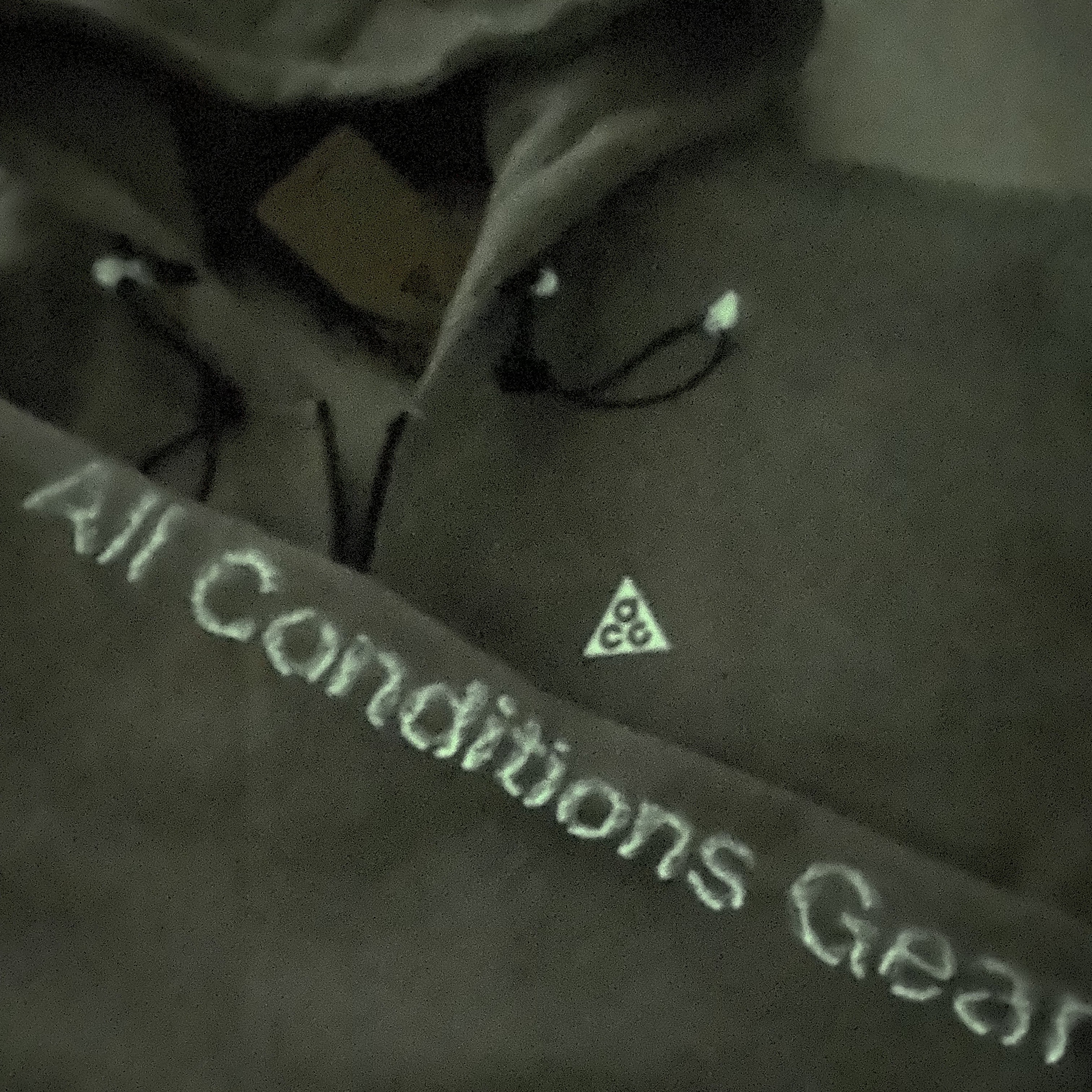 Nike ACG Therma-Fit Fleece Full Zip Hoodie Airora Grey Heather - Asia 착용 스타일 - 3