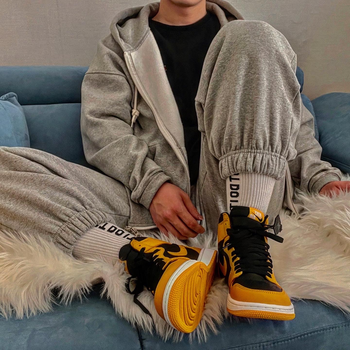 (GS) Jordan 1 Retro High OG Pollen 착용 스타일 - 3