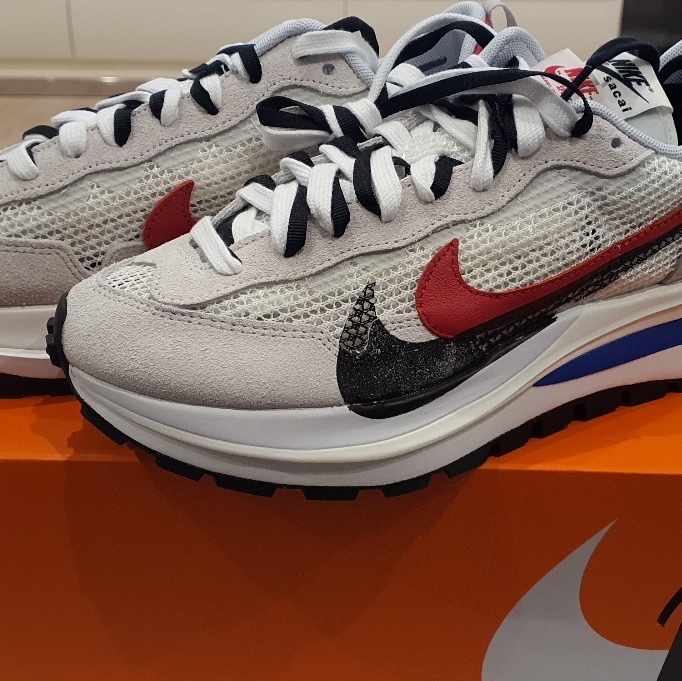 Nike x Sacai VaporWaffle Royal Fuchsia 착용 스타일