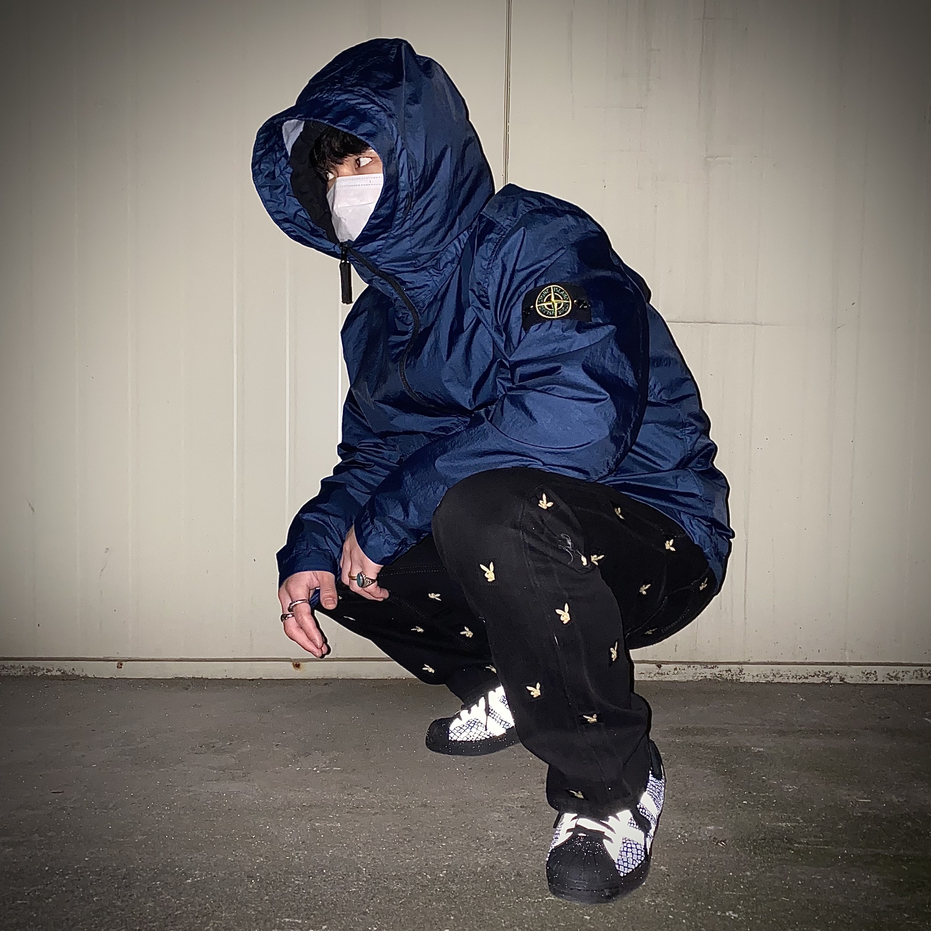 Adidas x Atmos Superstar R-SNK 착용 스타일 - 1