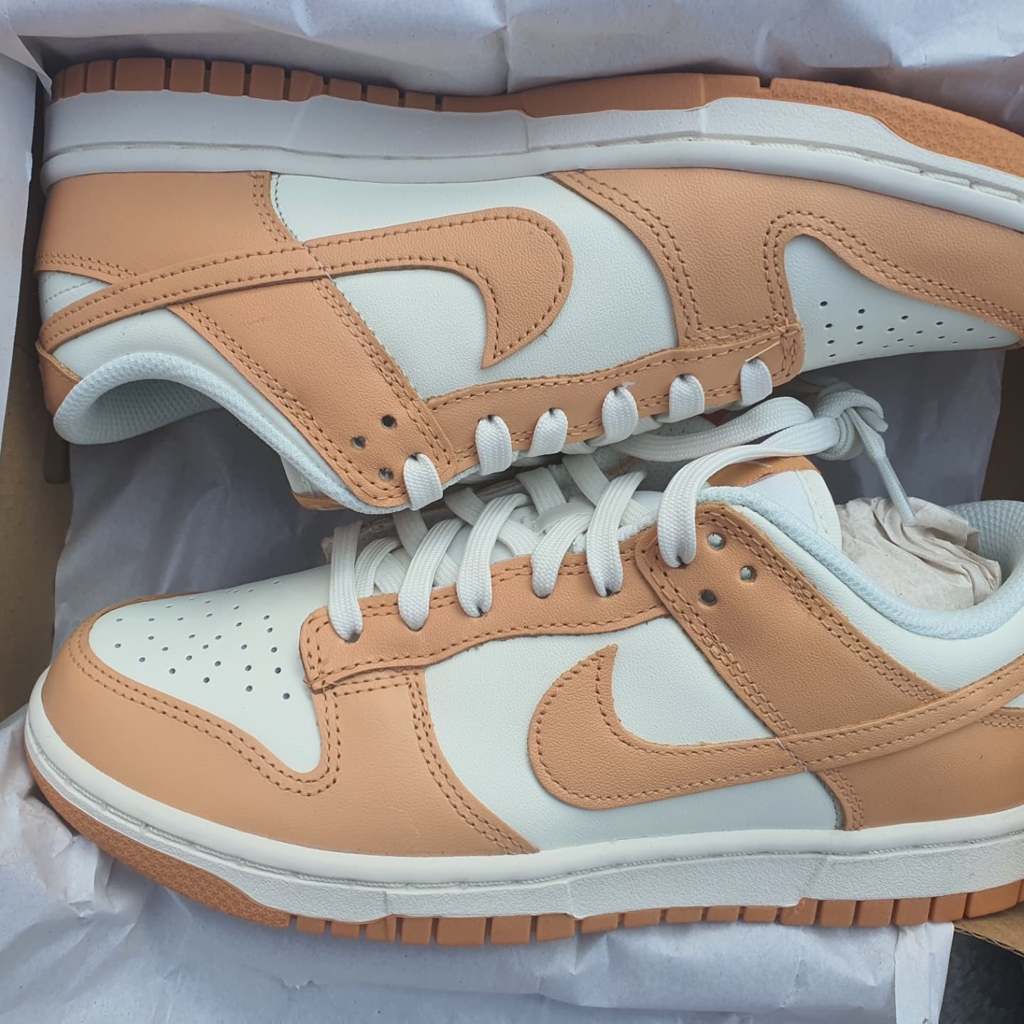 Nike Dunk Low SE Seoul, (W) Nike Dunk Low Harvest Moon 착용 스타일 - 2