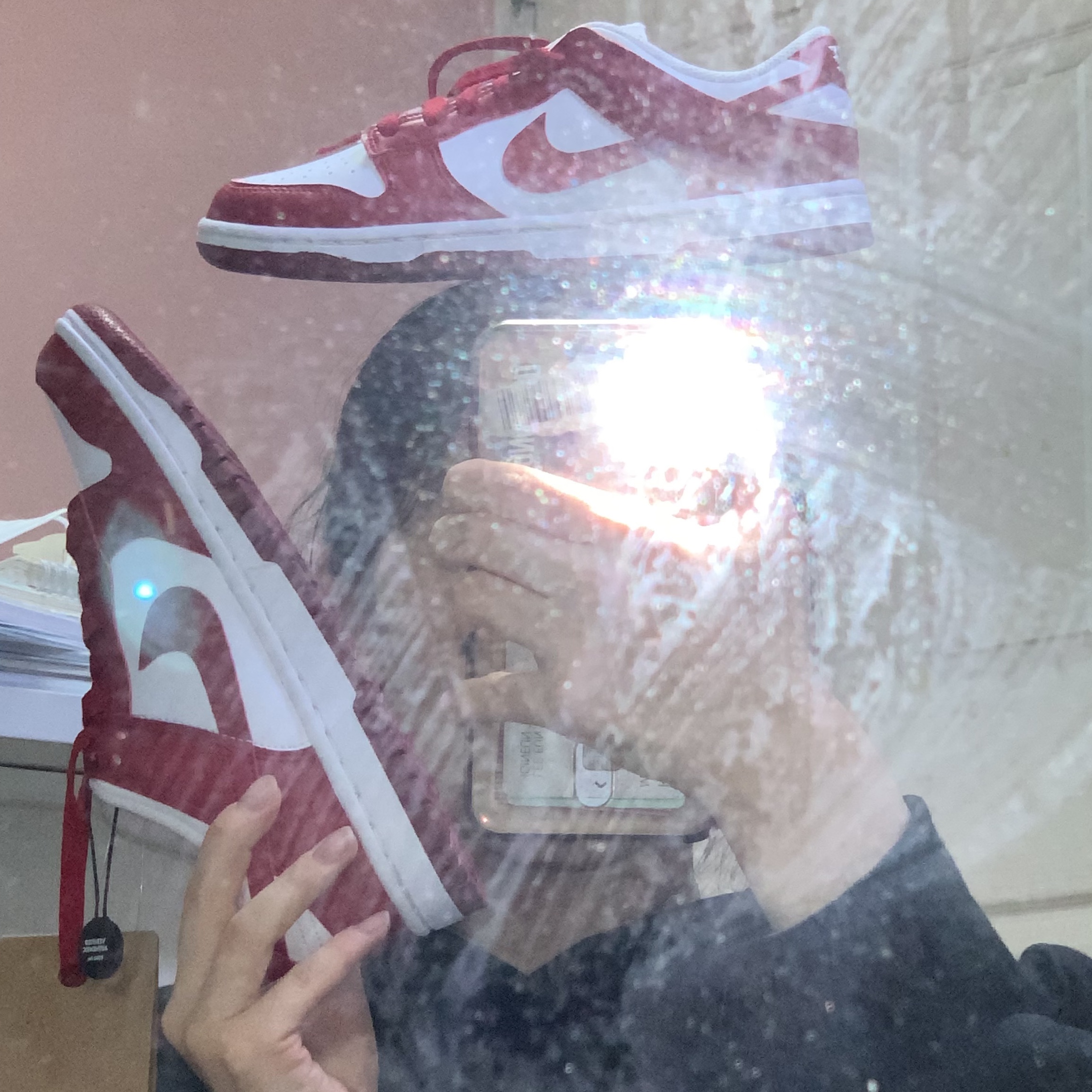 (W) Nike Dunk Low Next Nature Gym Red 착용 스타일 - 2