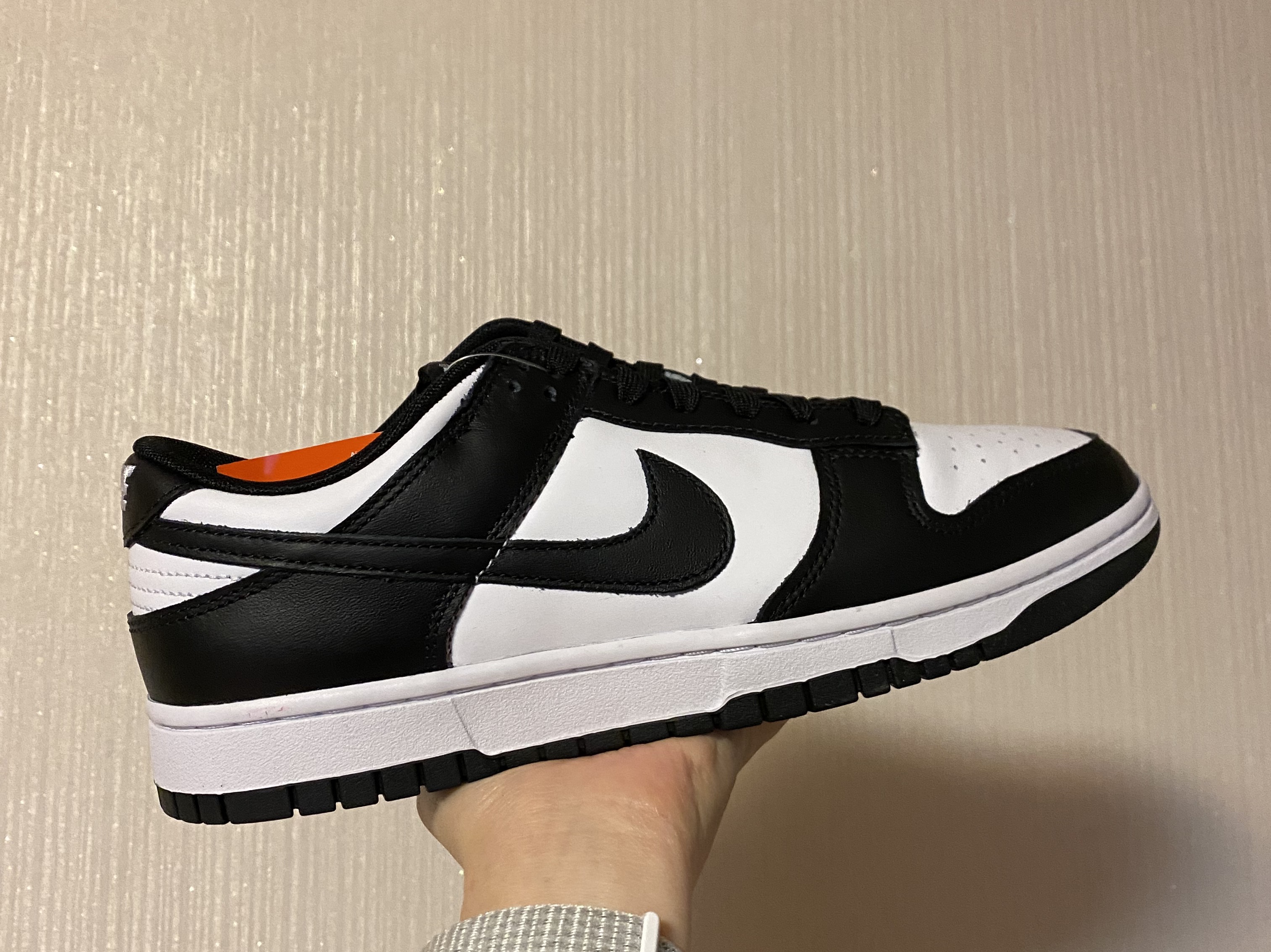 Nike Dunk Low Retro Black 착용 스타일