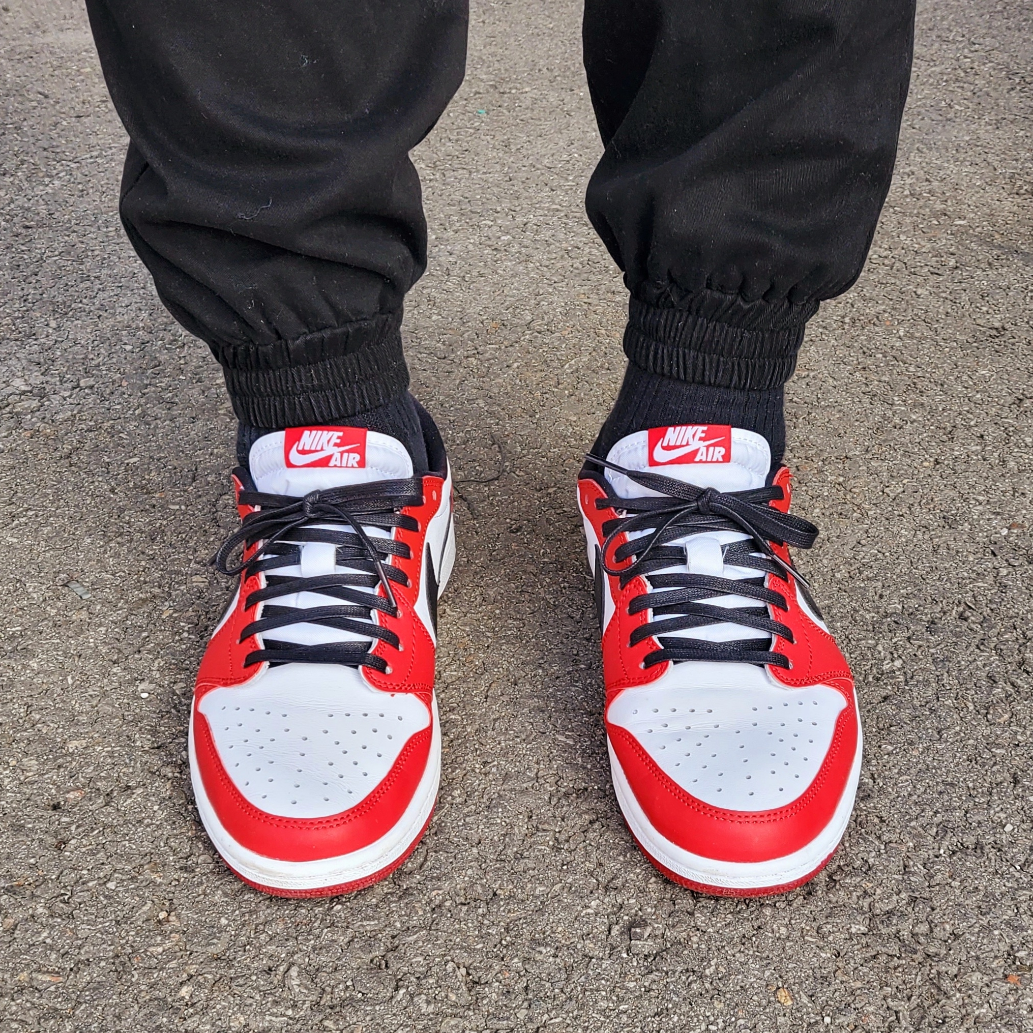 Jordan 1 Retro Low OG Chicago 2016 착용 스타일 - 1