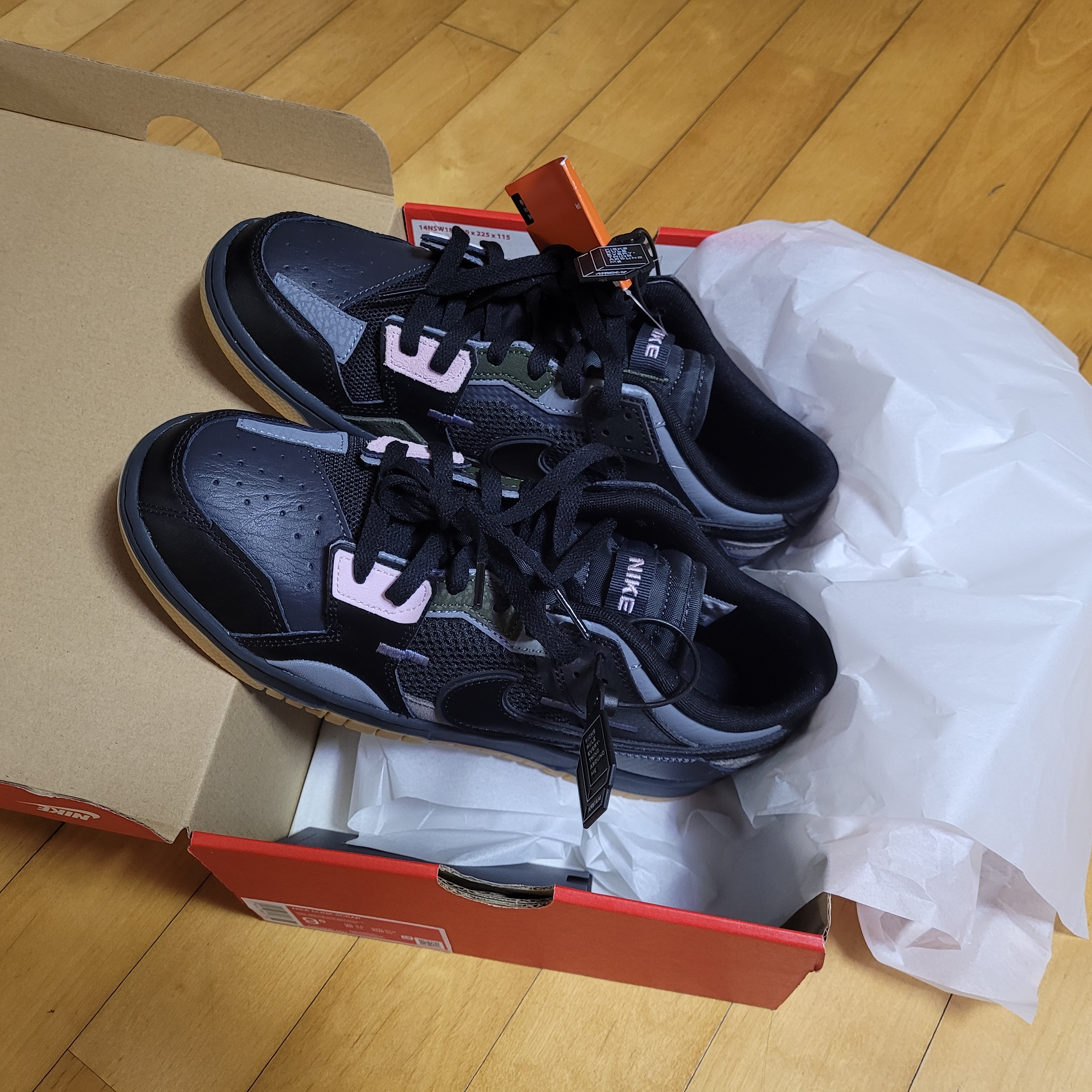 Nike Dunk Scrap Cool Grey 착용 스타일 - 2
