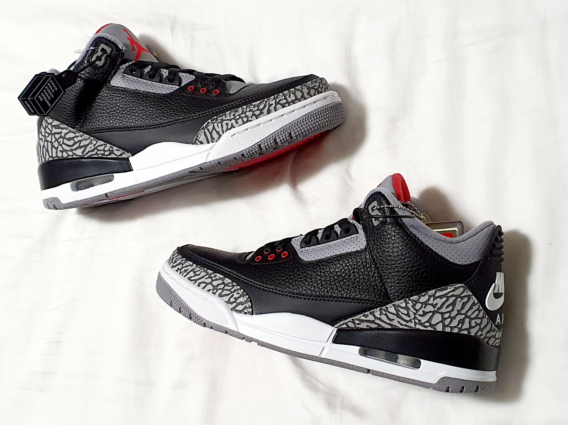 Jordan 3 Retro OG Black Cement 2018 착용 스타일 - 3